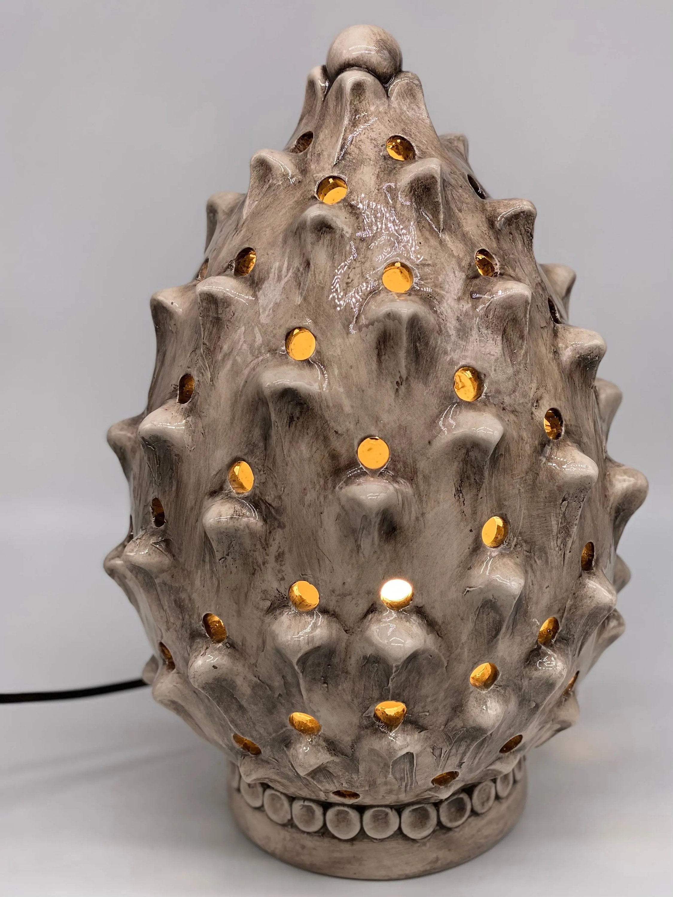Lampada Pigna traforata Ceramica Caltagirone cm H.35 L.23 Artigianale Beige Écru DD CERAMICHE SICILIANE