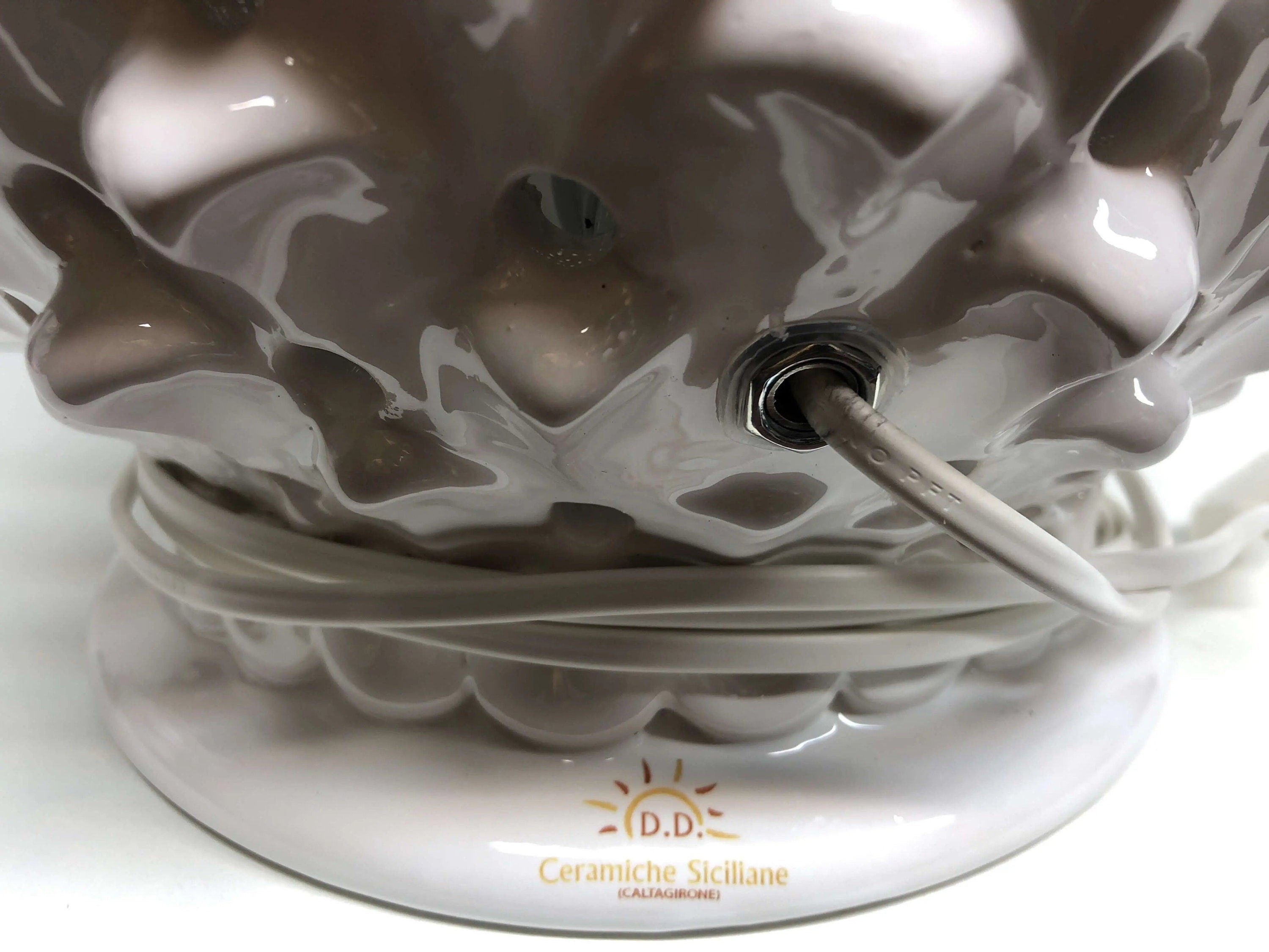 Lampada Pigna traforata Ceramica Caltagirone cm H.47 L.30 Artigianale Bianco DD CERAMICHE SICILIANE