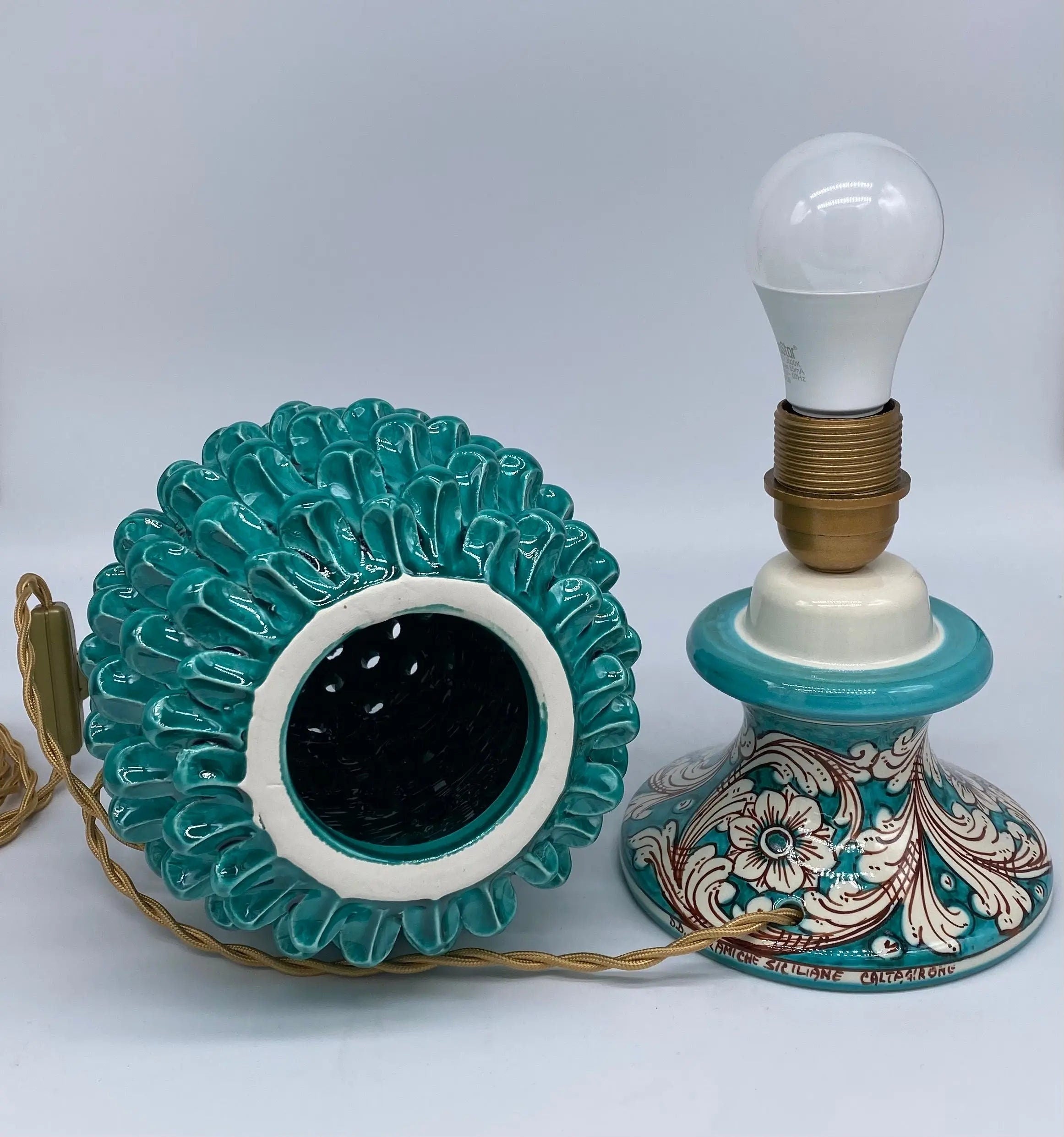 Lampada Pigna traforata Ceramica Caltagirone cm H.30 L.20 Artigianale Verde Base Decorata DD CERAMICHE SICILIANE
