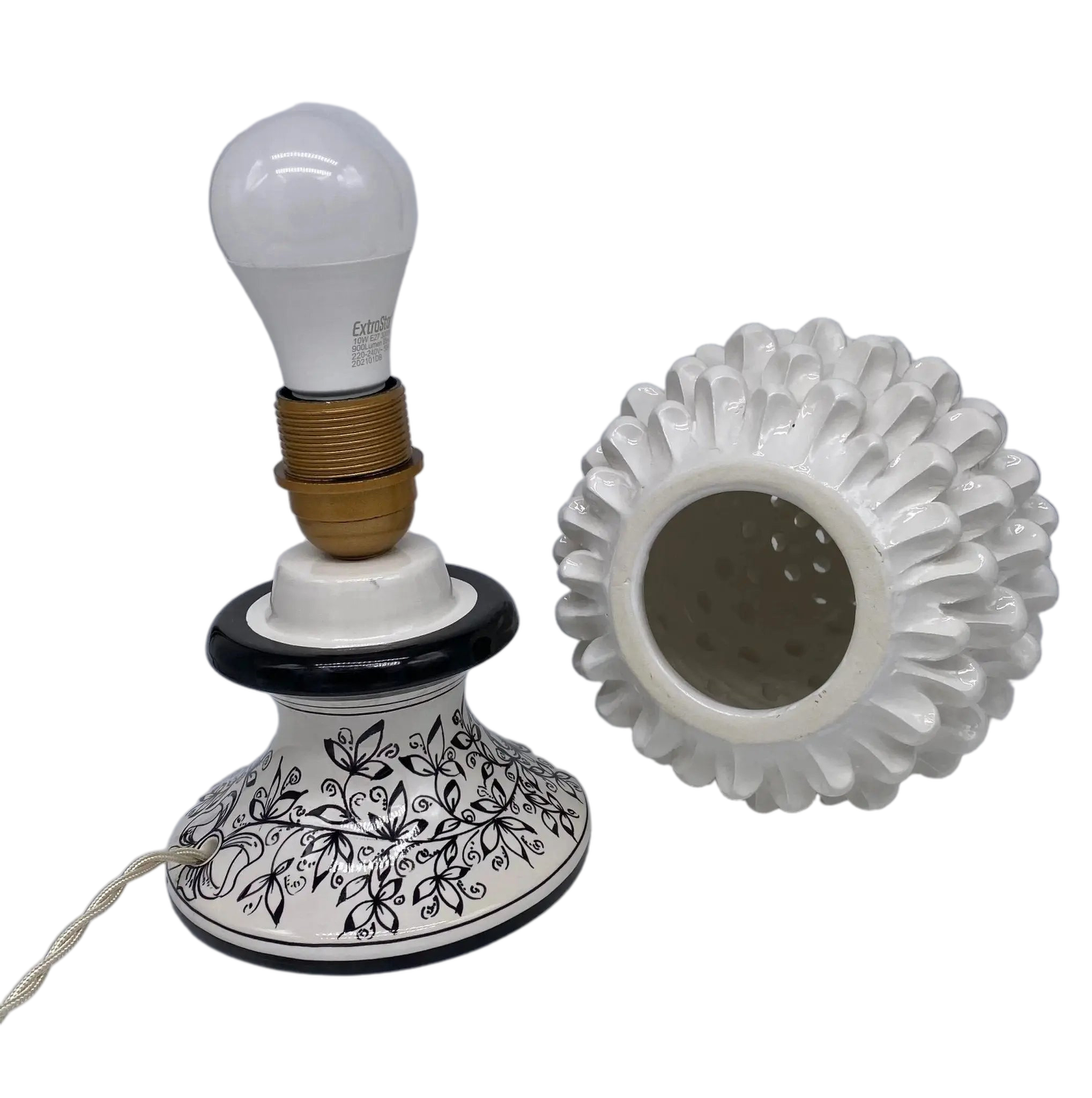 Lampada Pigna traforata Ceramica Caltagirone cm H.30 L.20 Artigianale Bianco Base Decorata - DD CERAMICHE SICILIANE