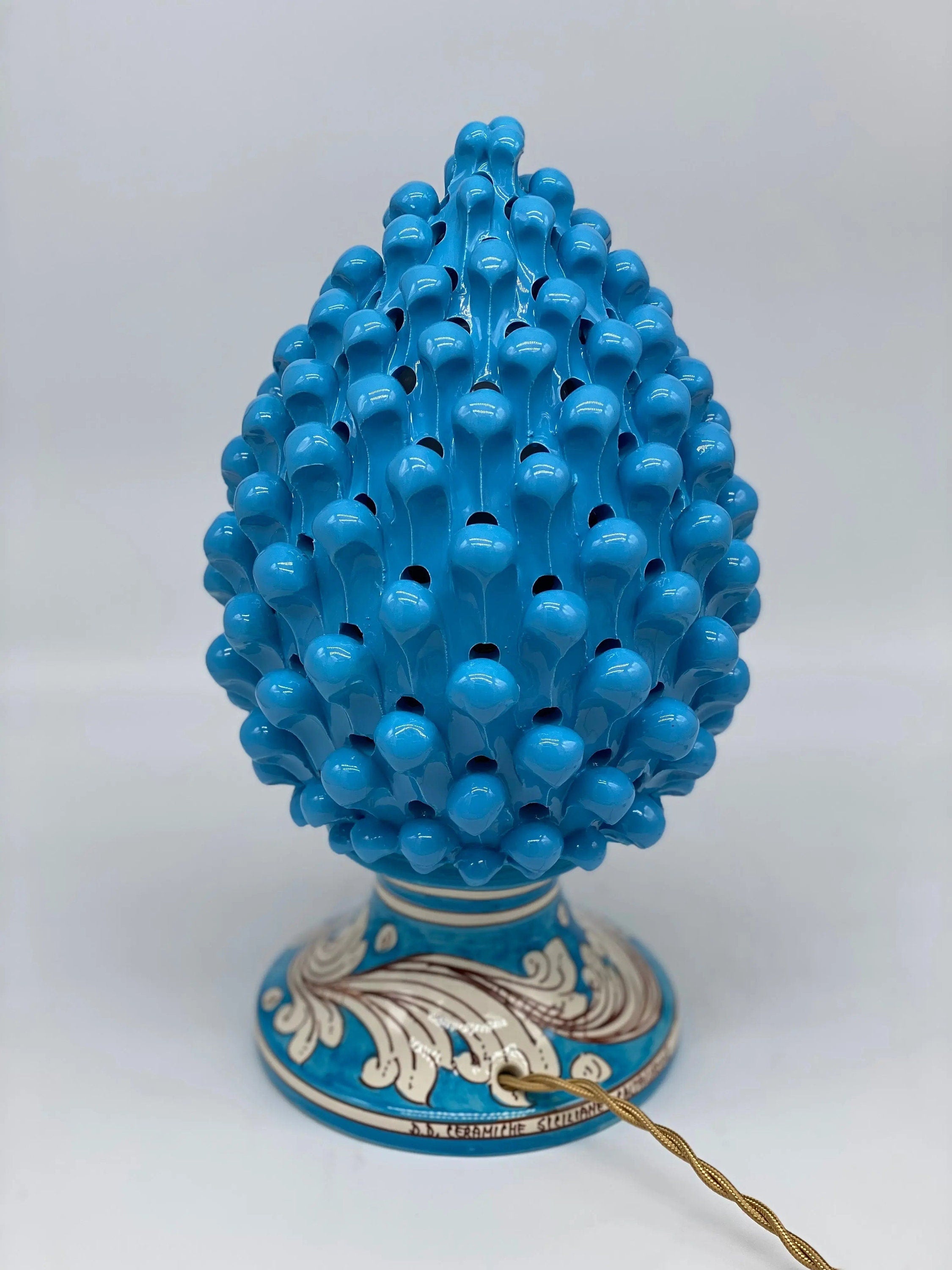 Lampada Pigna traforata Ceramica Caltagirone cm H.30 L.20 Artigianale Celeste Base Decorata DD CERAMICHE SICILIANE