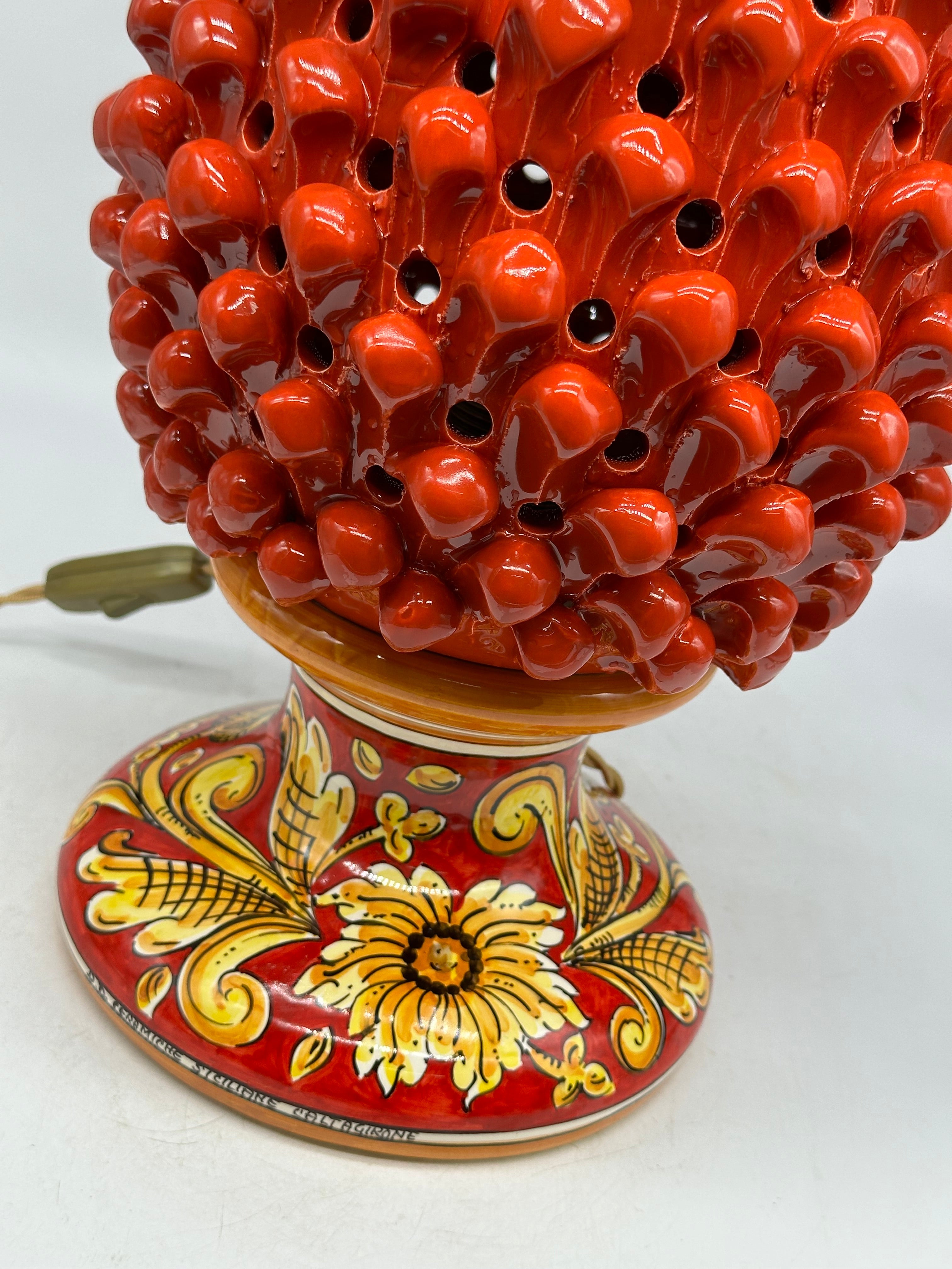 Lampada Pigna traforata Ceramica Caltagirone cm H.40 L.22 Artigianale Rosso Base Decorata - LAMPADE