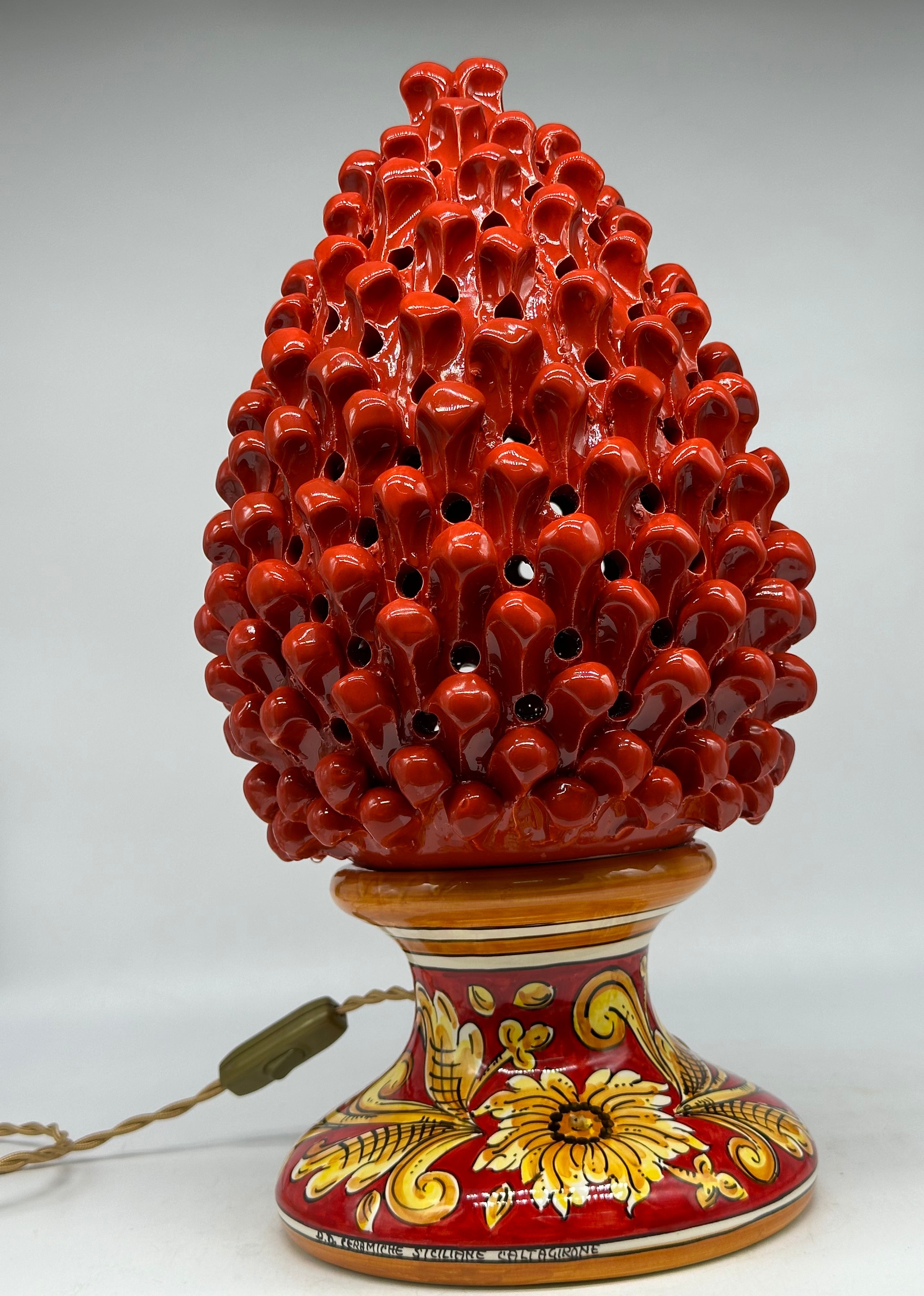 Lampada Pigna traforata Ceramica Caltagirone cm H.40 L.22 Artigianale Rosso Base Decorata - LAMPADE