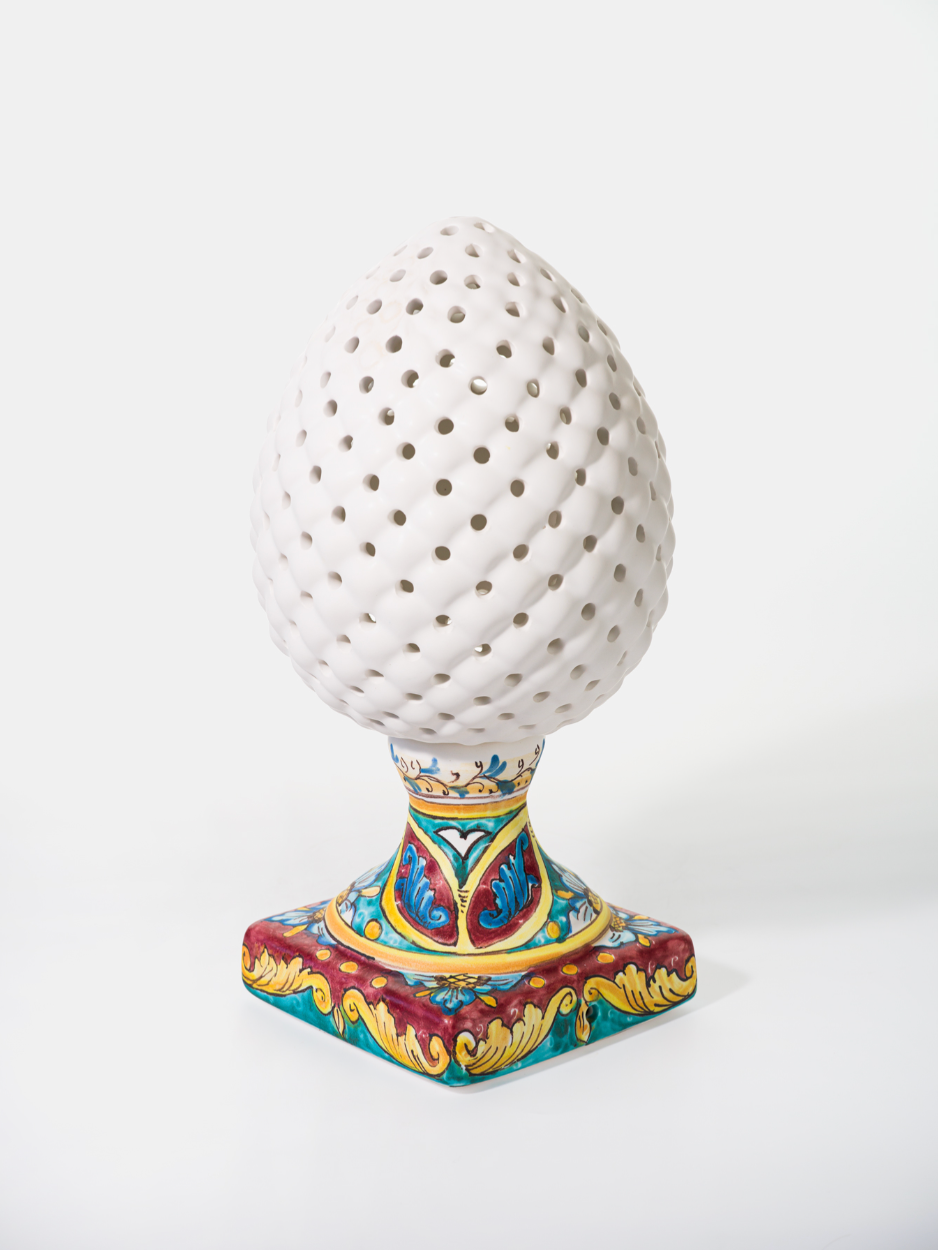 Lampada Pigna Traforata TDS cm H.35 Ceramica Caltagirone Artigianale Bianco Piede Decorato - LAMPADE
