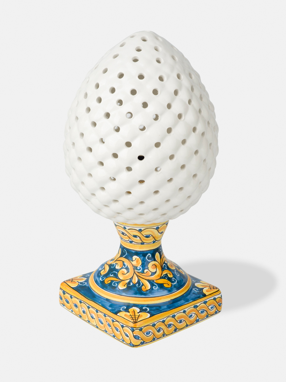 Lampada Pigna Traforata TDS cm H.35 Ceramica Caltagirone Artigianale Bianco Piede Decorato V.2 - LAMPADE