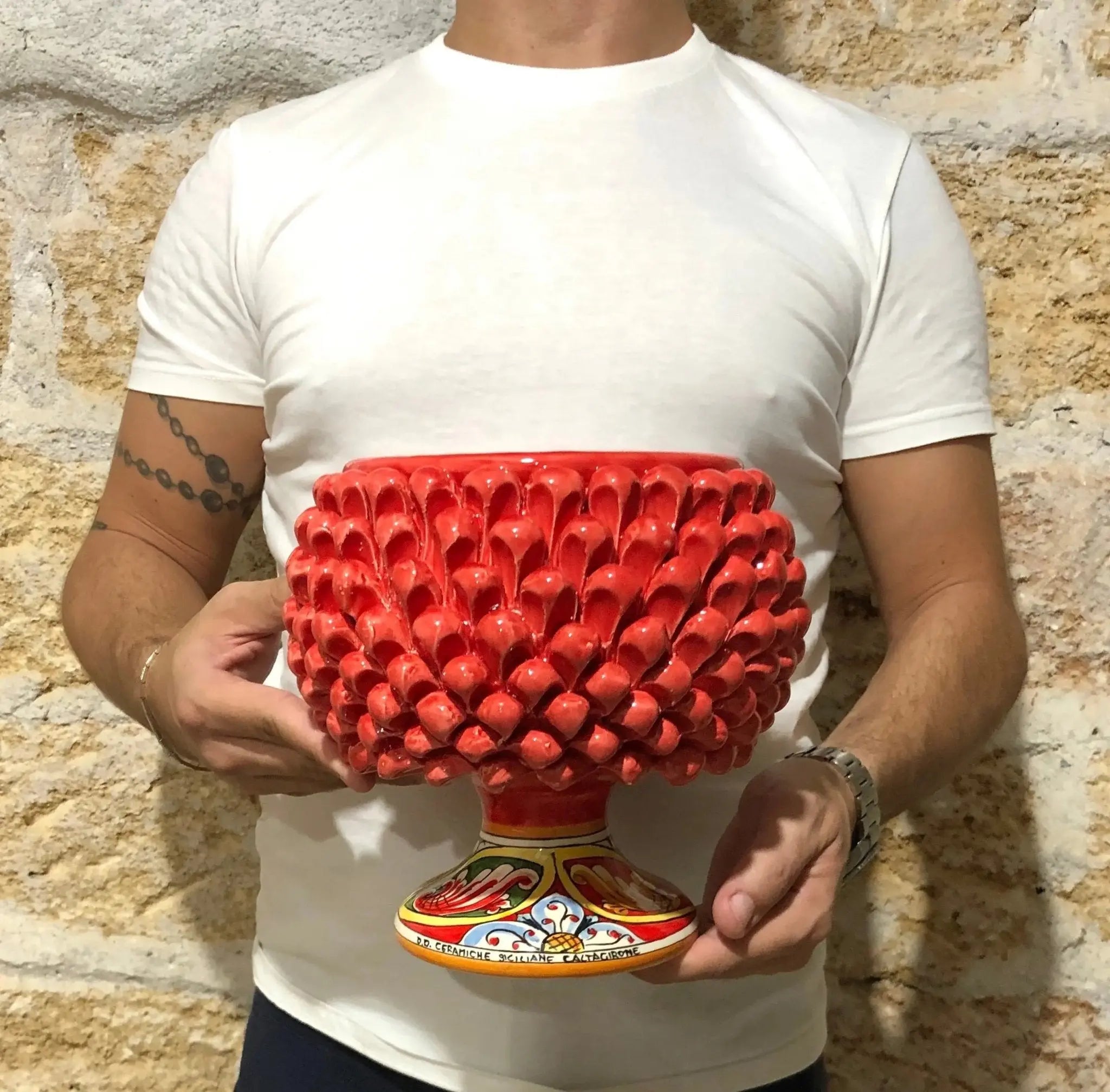 Portavaso Mezza Pigna Ceramica Caltagirone cm H.20 L.20 Artigianale Rosso Nuova Decorazione DD CERAMICHE SICILIANE