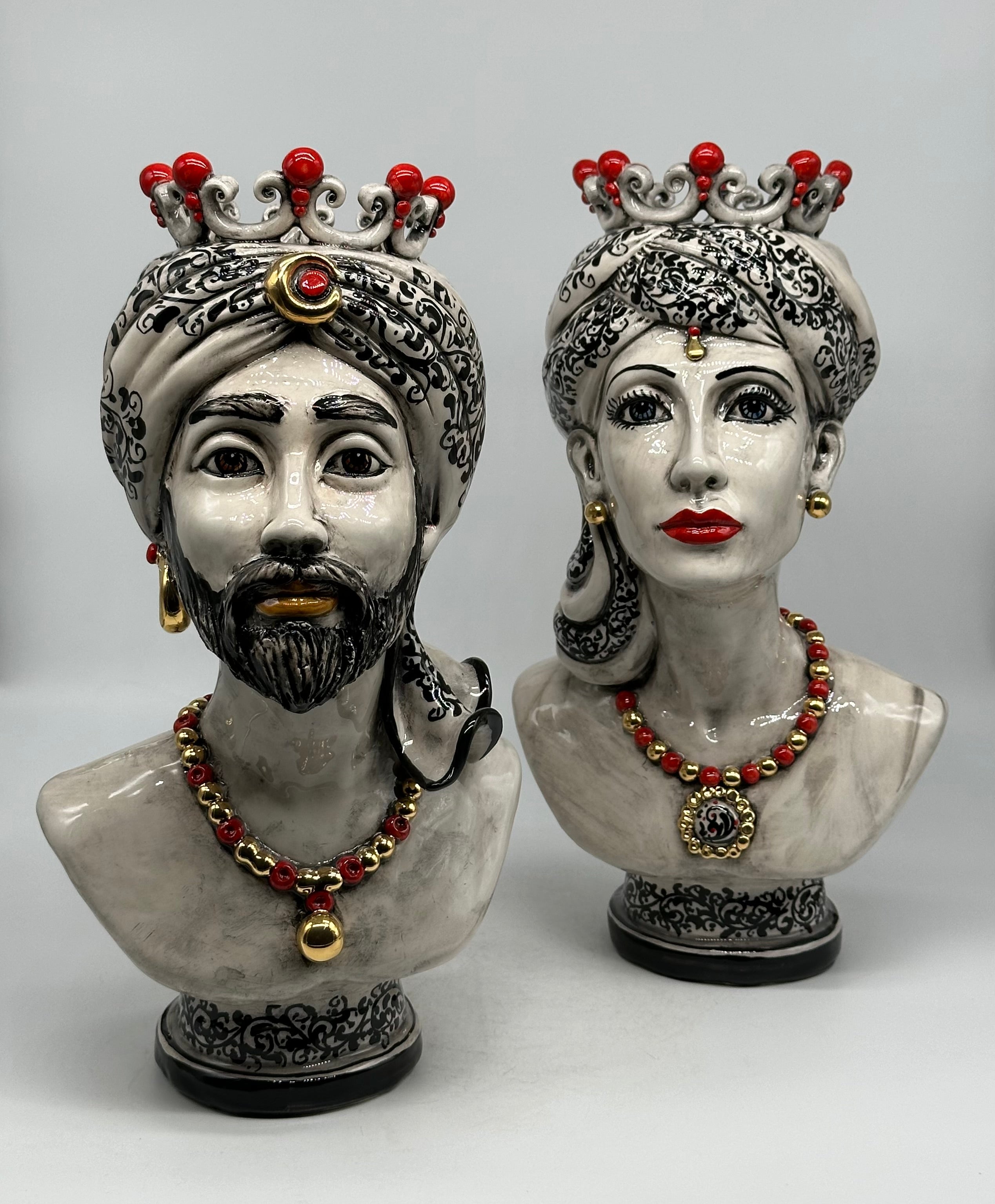 Mezzobusto Ceramica Caltagirone cm H.36 L.22 Artigianale Decoro ‘600 Nero Rosso Oro - TESTE DI MORO