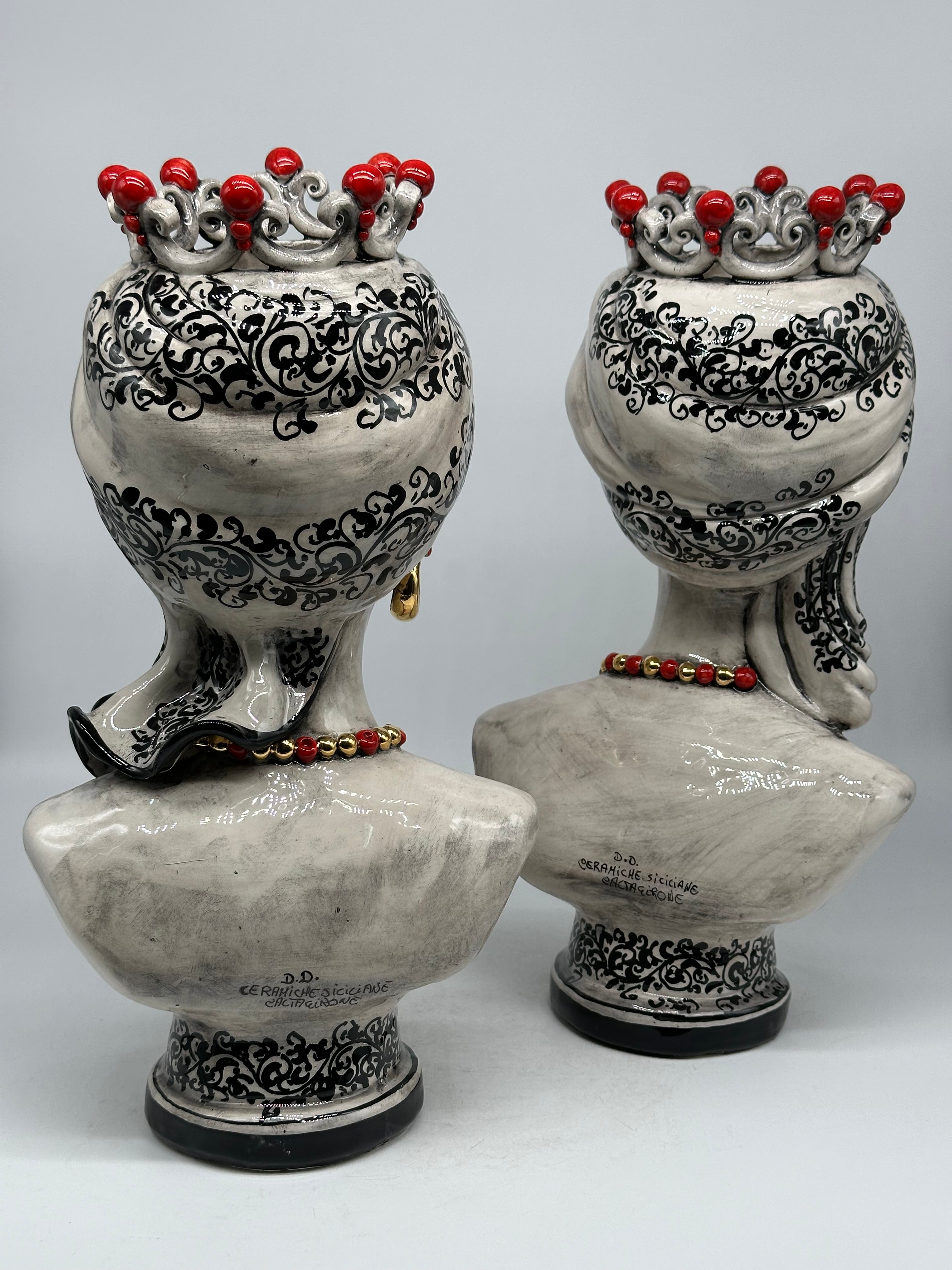 Mezzobusto Ceramica Caltagirone cm H.36 L.22 Artigianale Decoro ‘600 Nero Rosso Oro - TESTE DI MORO