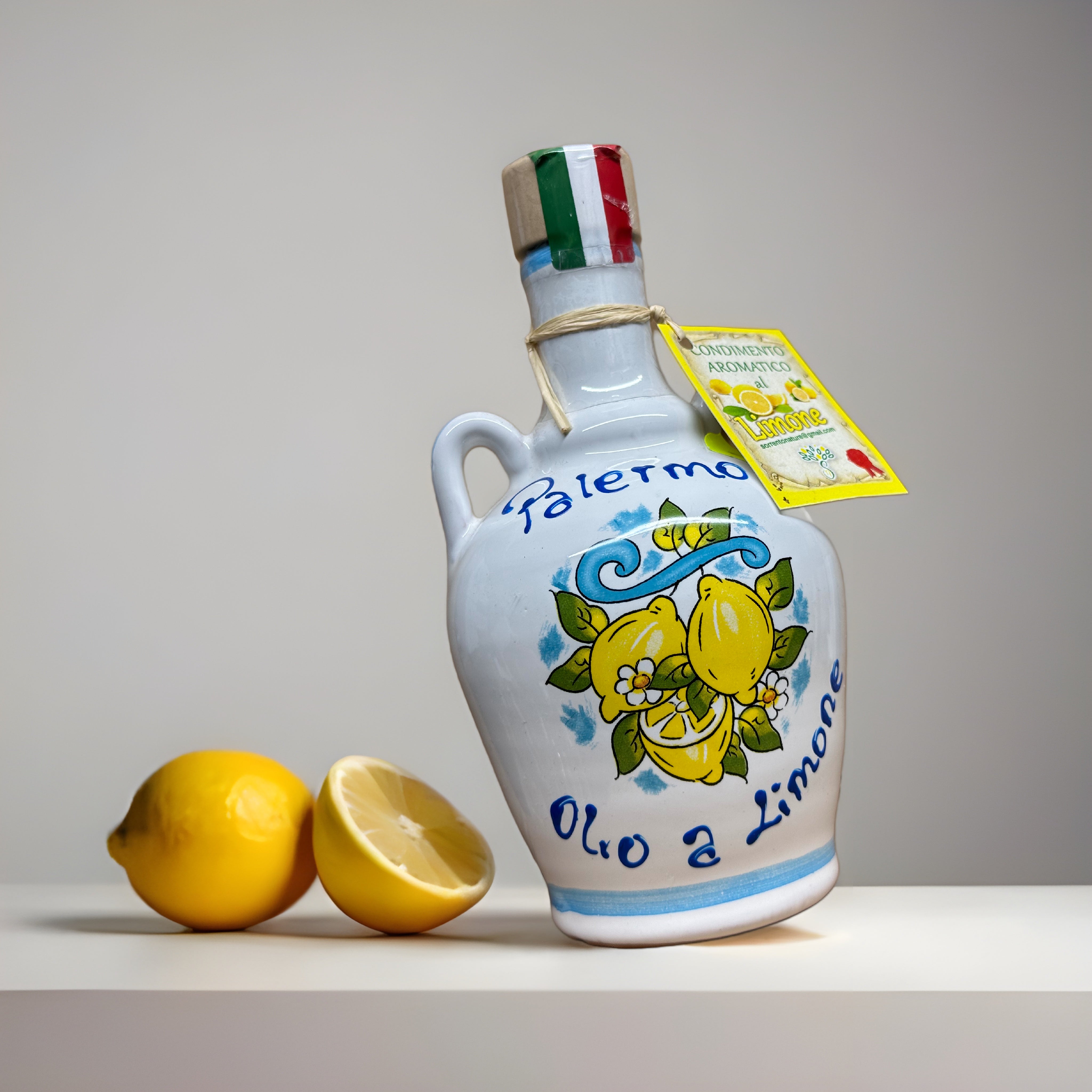 Oliera con Olio Aromatico Limone Decorata a mano 16x9cm Ceramica Caltagirone - OGGETTISTICA