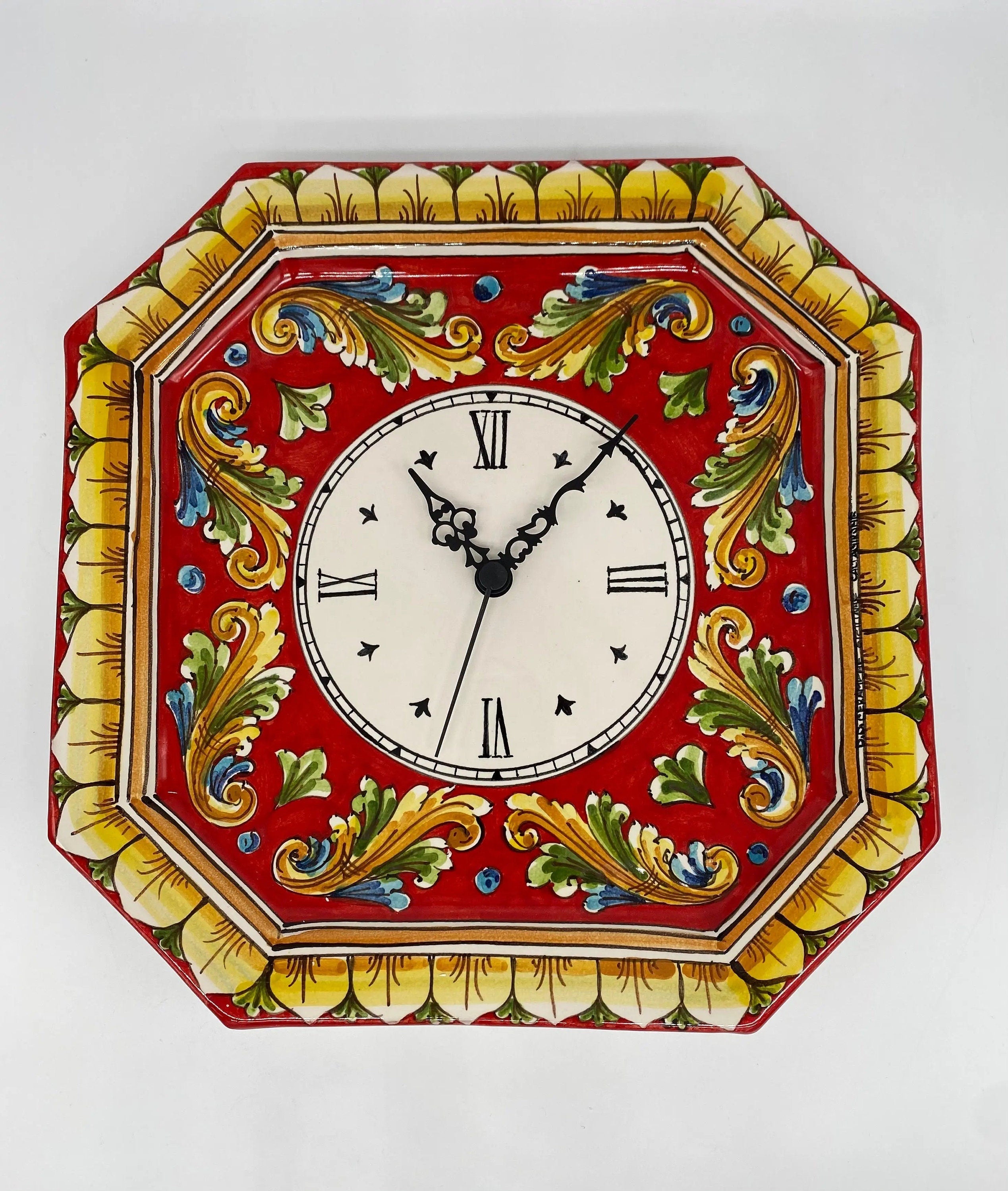 Orologio da Parete Ceramica Caltagirone Ottagonale dipinto a mano cm 32 Decoro n.1 DD CERAMICHE SICILIANE