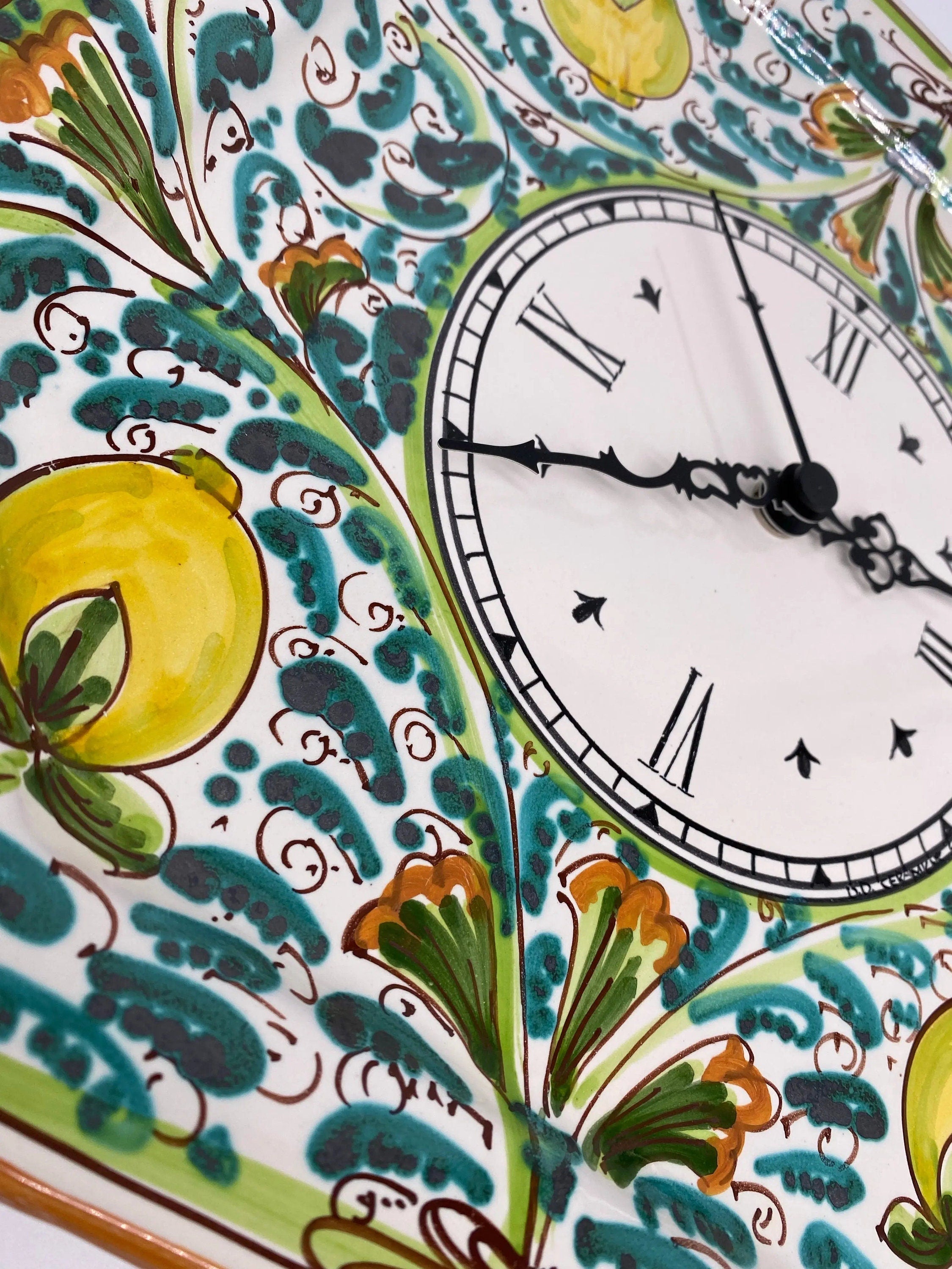 Orologio da Parete Ceramica Caltagirone Ottagonale dipinto a mano cm 32 Decoro n.3 DD CERAMICHE SICILIANE