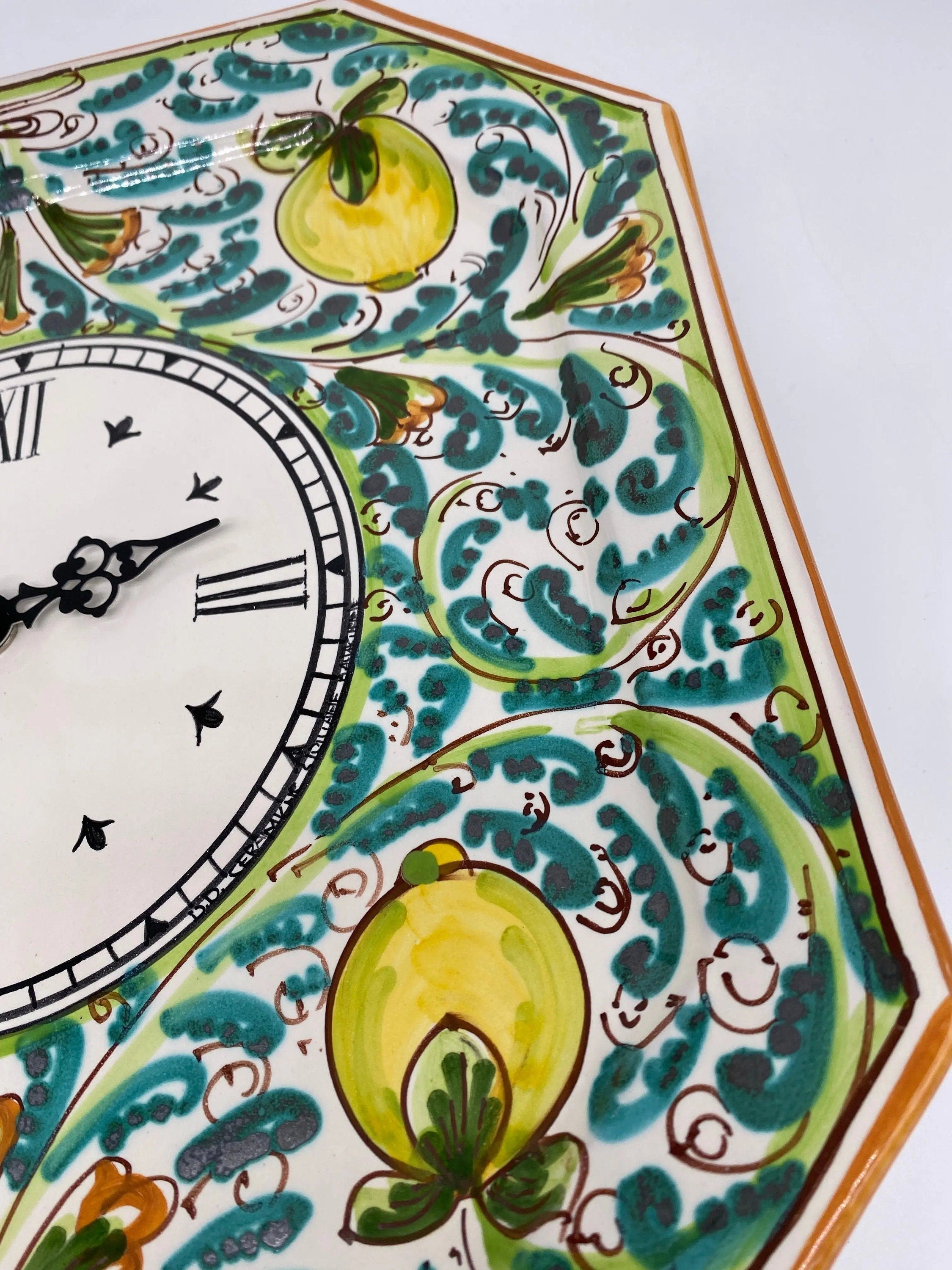 Orologio da Parete Ceramica Caltagirone Ottagonale dipinto a mano cm 32 Decoro n.3 DD CERAMICHE SICILIANE