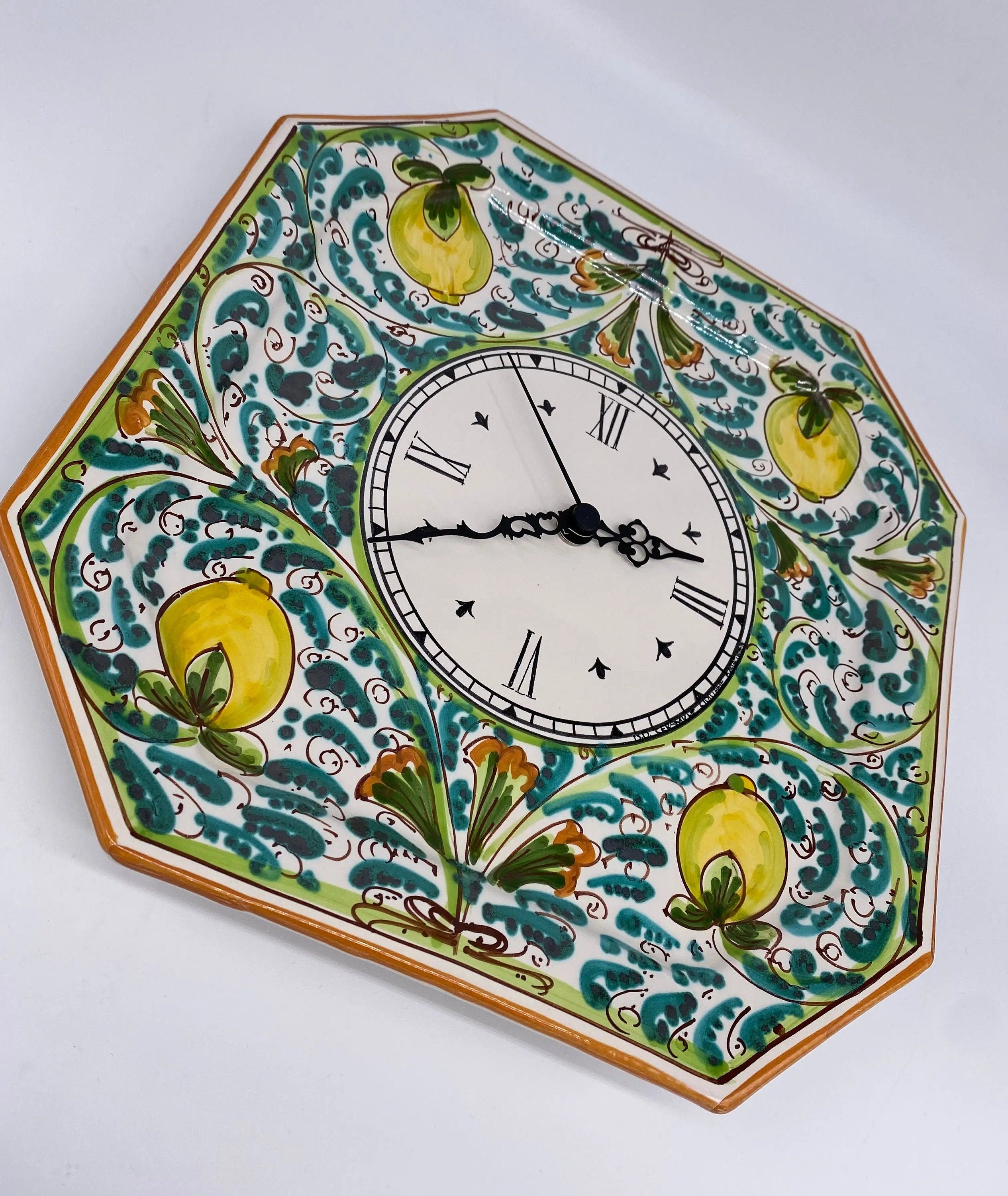 Orologio da Parete Ceramica Caltagirone Ottagonale dipinto a mano cm 32 Decoro n.3 DD CERAMICHE SICILIANE