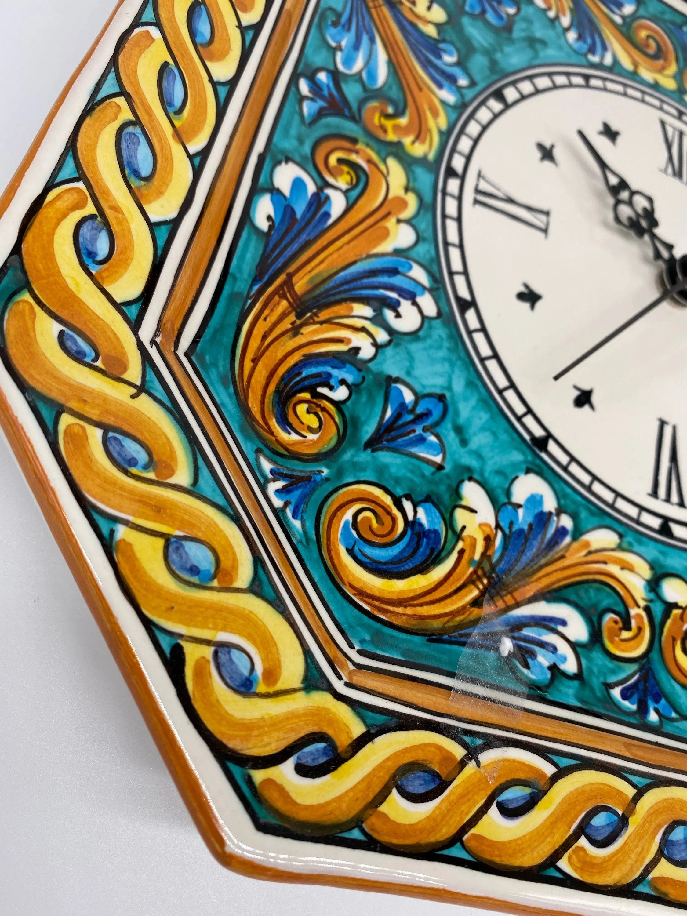 Orologio da Parete Ceramica Caltagirone Ottagonale dipinto a mano cm 32 Decoro n.4 DD CERAMICHE SICILIANE