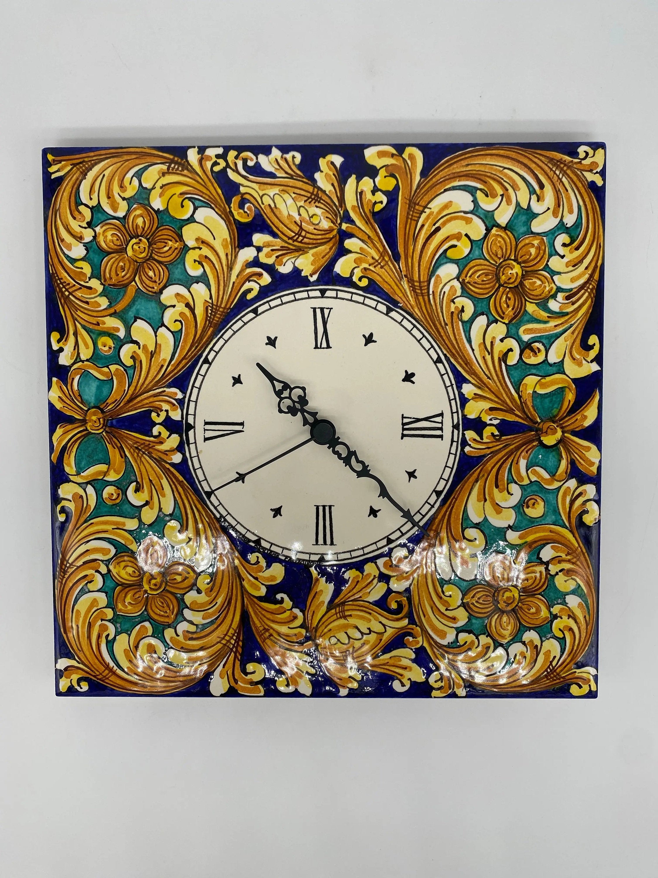 Orologio da Parete Ceramica Caltagirone Quadrato dipinto a mano Lato 30cm Decoro n.2 DD CERAMICHE SICILIANE