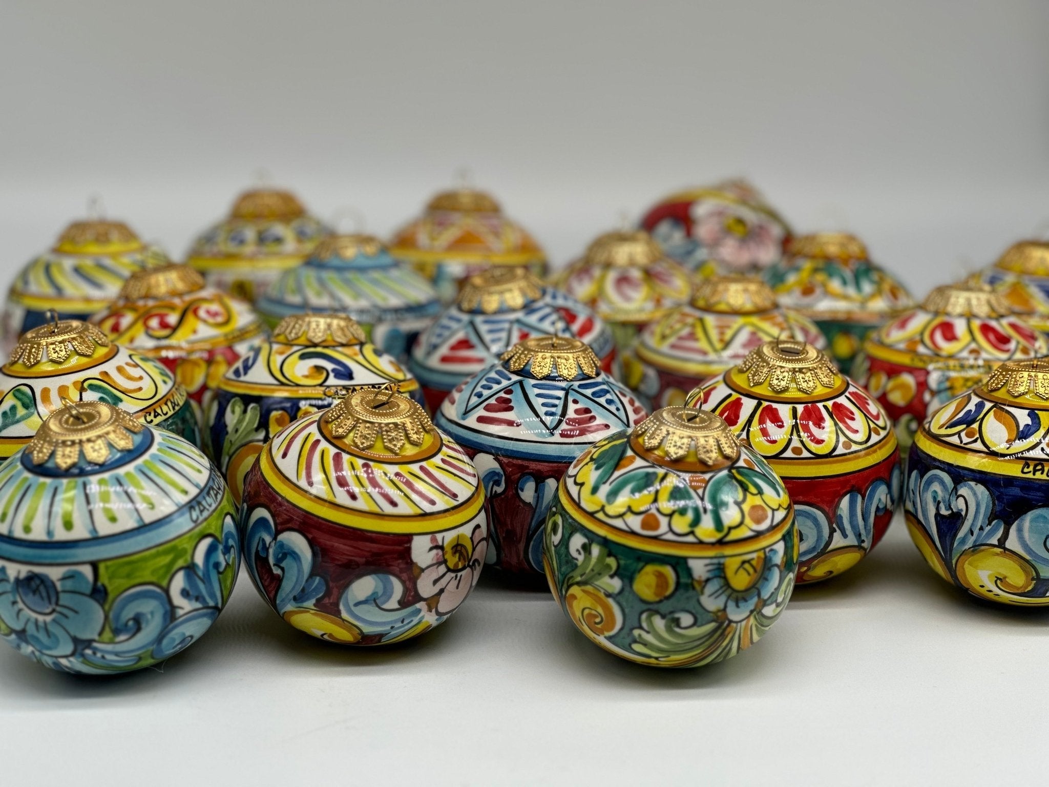 Palla di Natale Diametro 8cm decorata a mano Ceramica di Caltagirone VARI DECORI - DD CERAMICHE SICILIANE