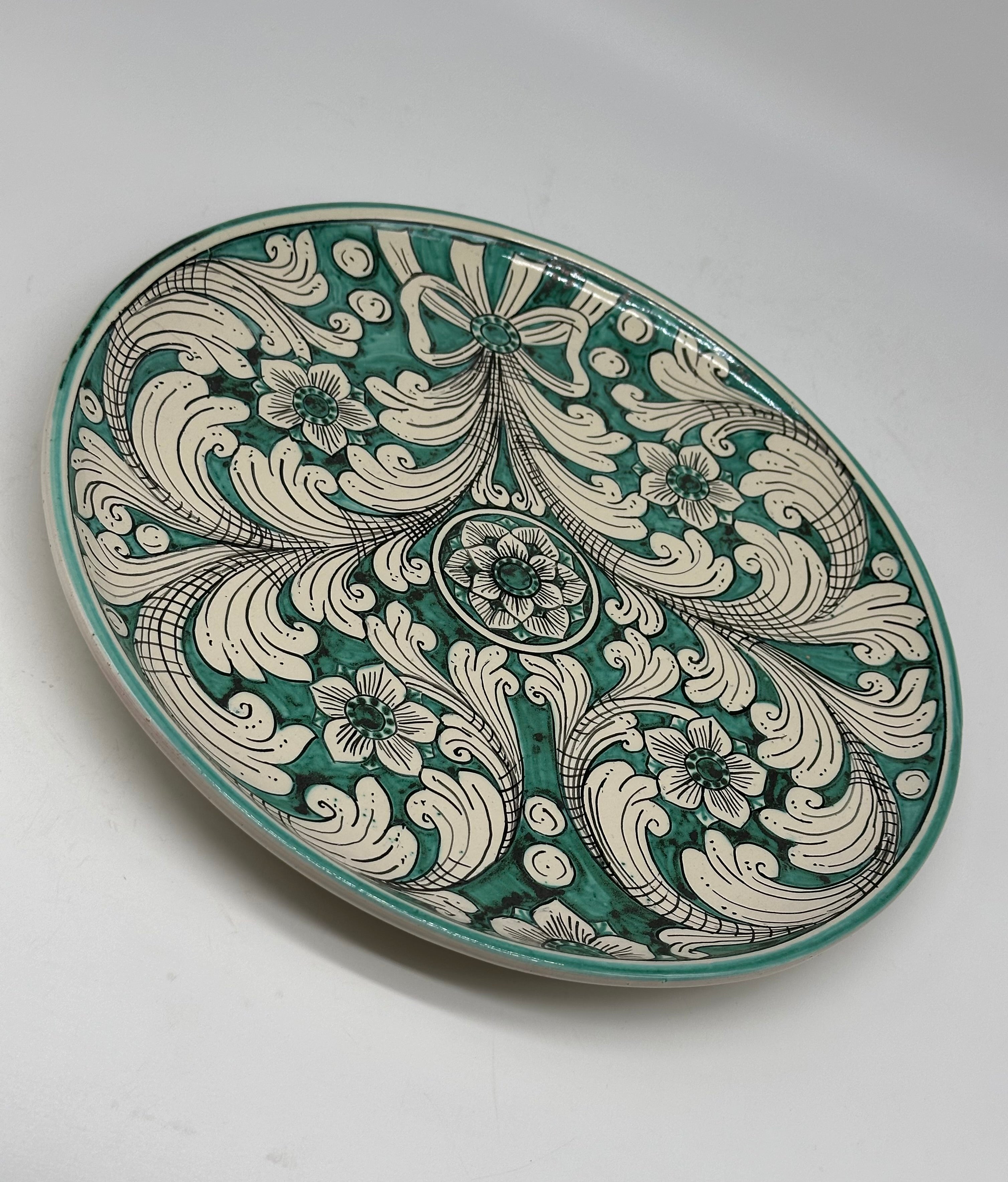 Piatto Decorativo dipinto a mano diametro cm 30 Decoro n.26 - PIATTI