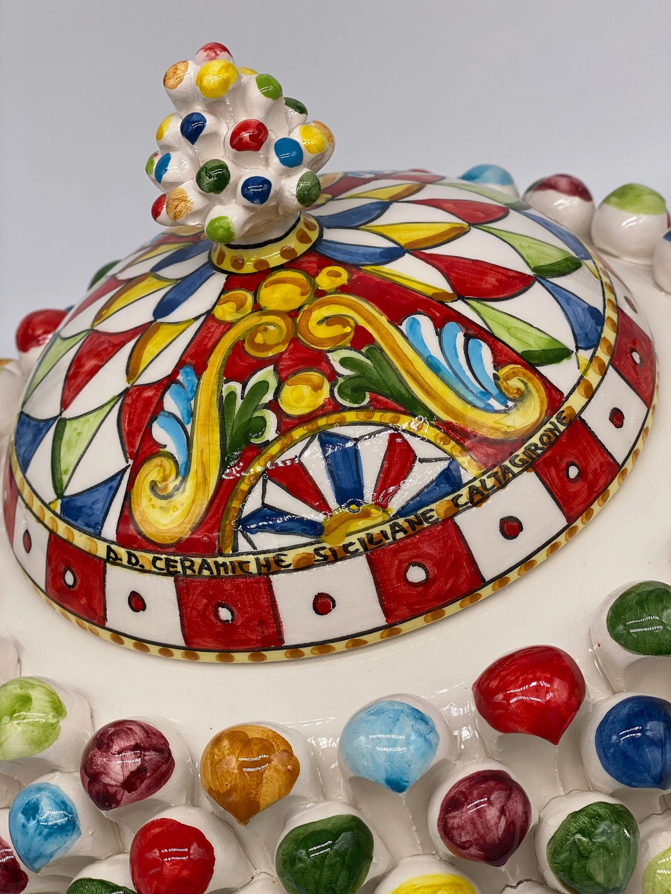 Pigna Biscottiera “Carretto” Ceramica Caltagirone cm H.23 L.25 D.14 Artigianale Multicolor DD CERAMICHE SICILIANE