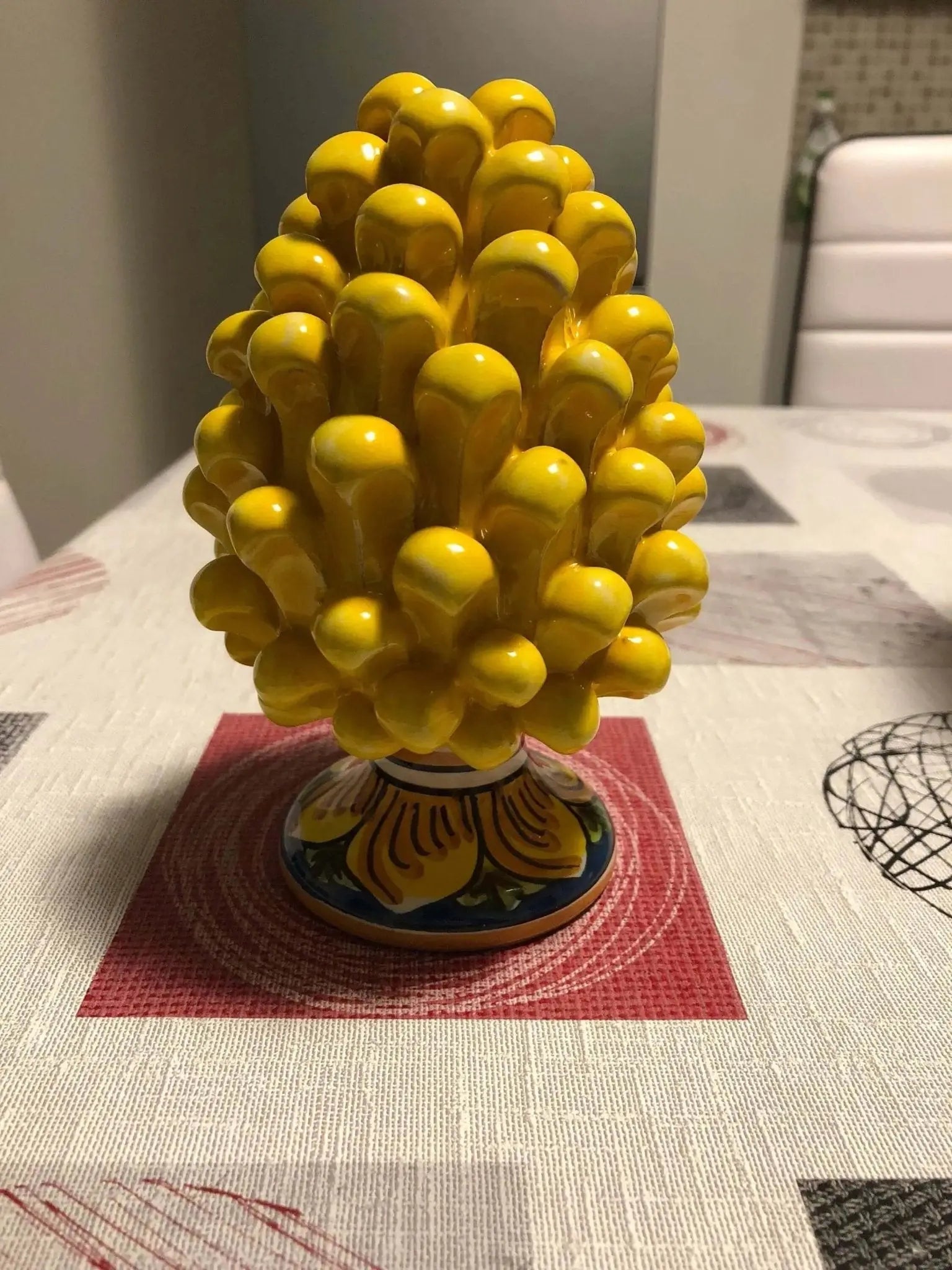 Pigna Ceramica Caltagirone cm H.15 Artigianale con Base Decorata VARI COLORI - DD CERAMICHE SICILIANE