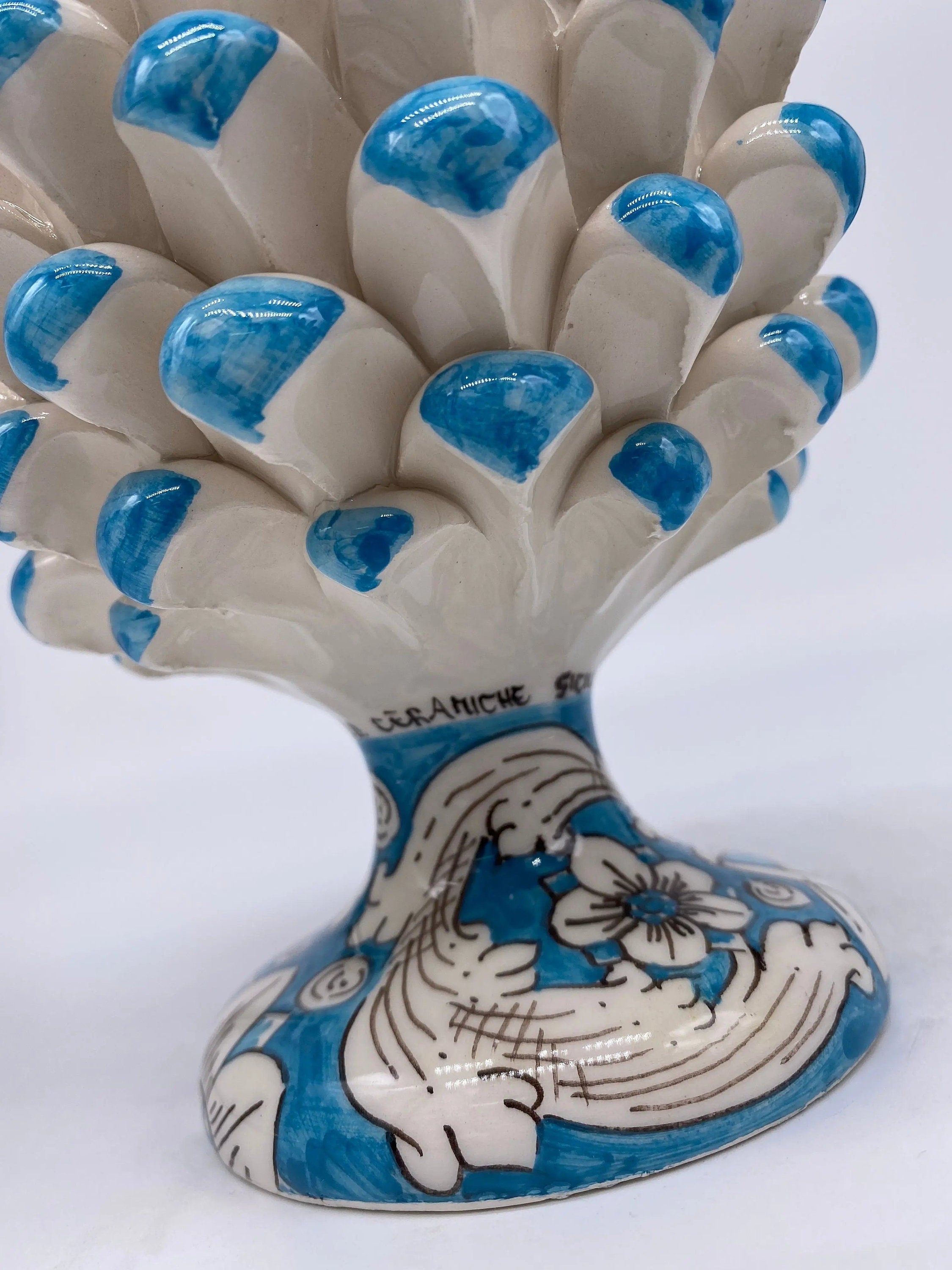 Pigna Ceramica Caltagirone cm H.20 Artigianale Base Decorata Punte Celeste DD CERAMICHE SICILIANE