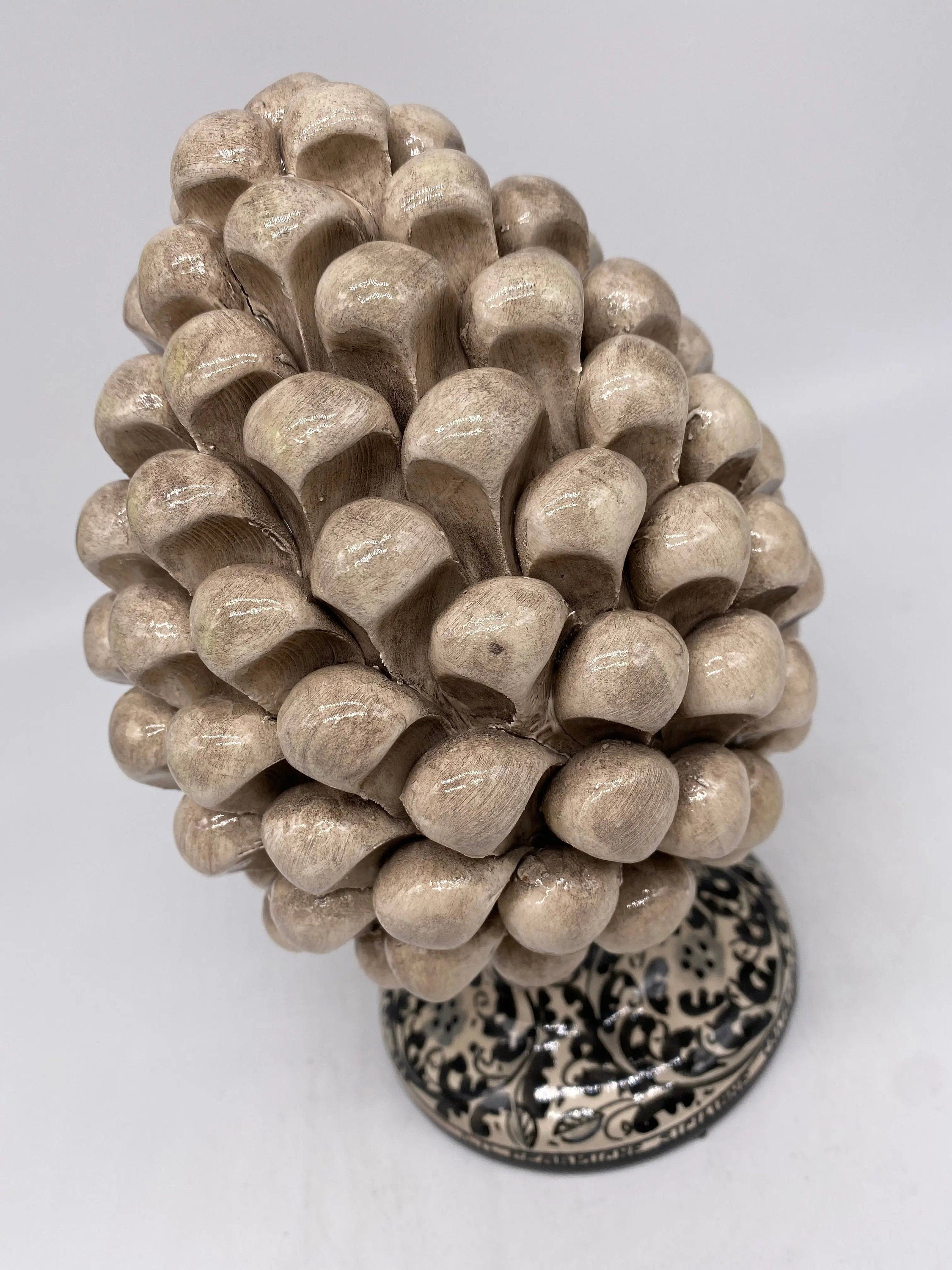 Pigna Ceramica Caltagirone cm H.20 Artigianale Beige Base Decorata DD CERAMICHE SICILIANE