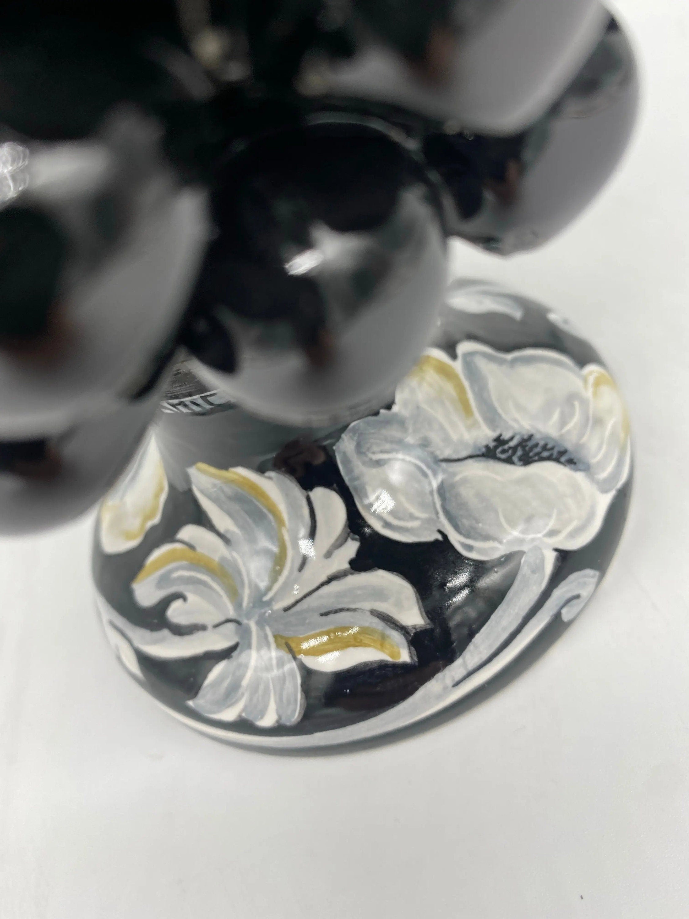 Pigna Ceramica Caltagirone cm H.20 Artigianale VENUS Nero Bianco DD CERAMICHE SICILIANE