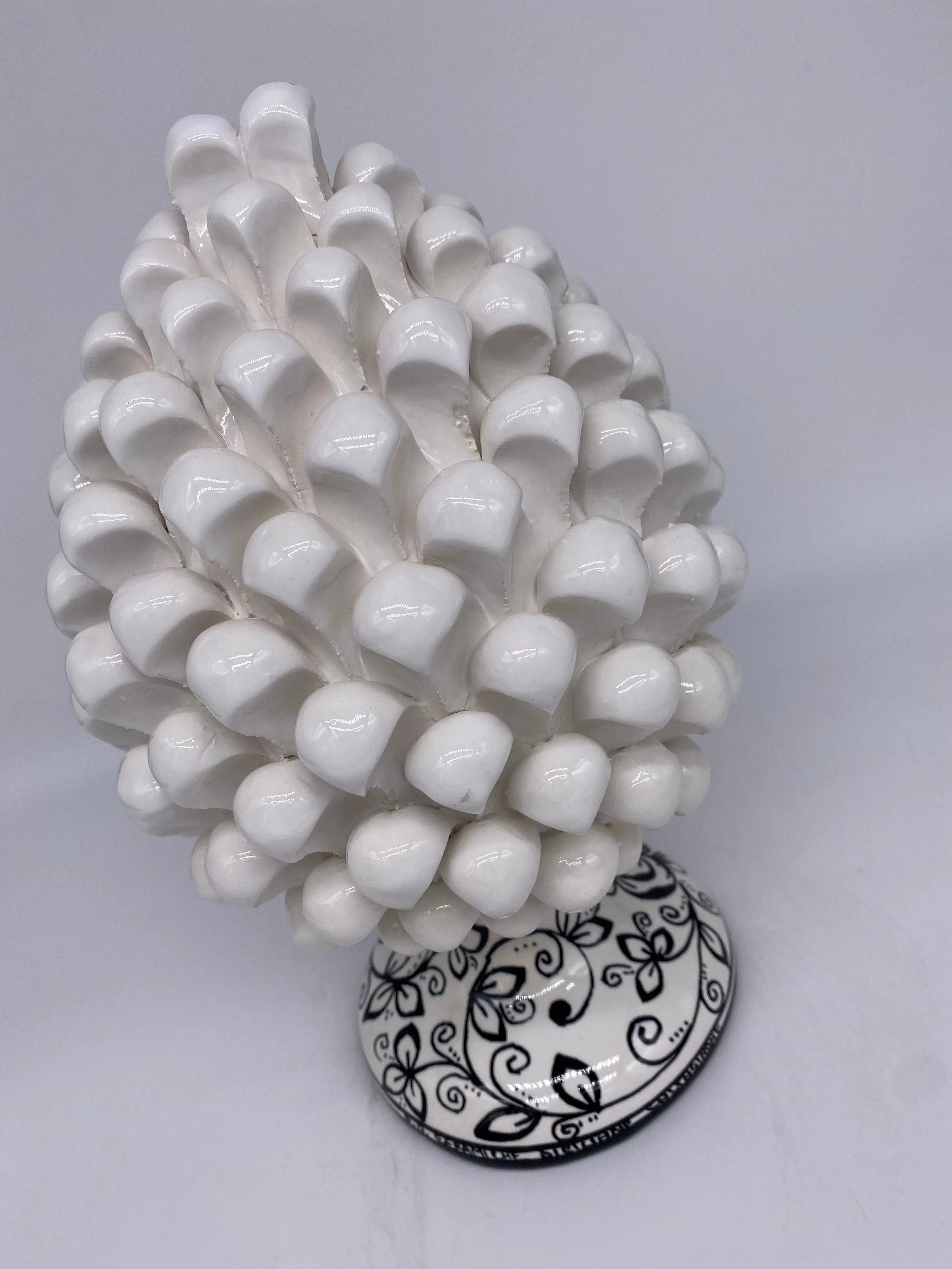 Pigna Ceramica Caltagirone cm H.25 Artigianale Bianco Base Decorata DD CERAMICHE SICILIANE