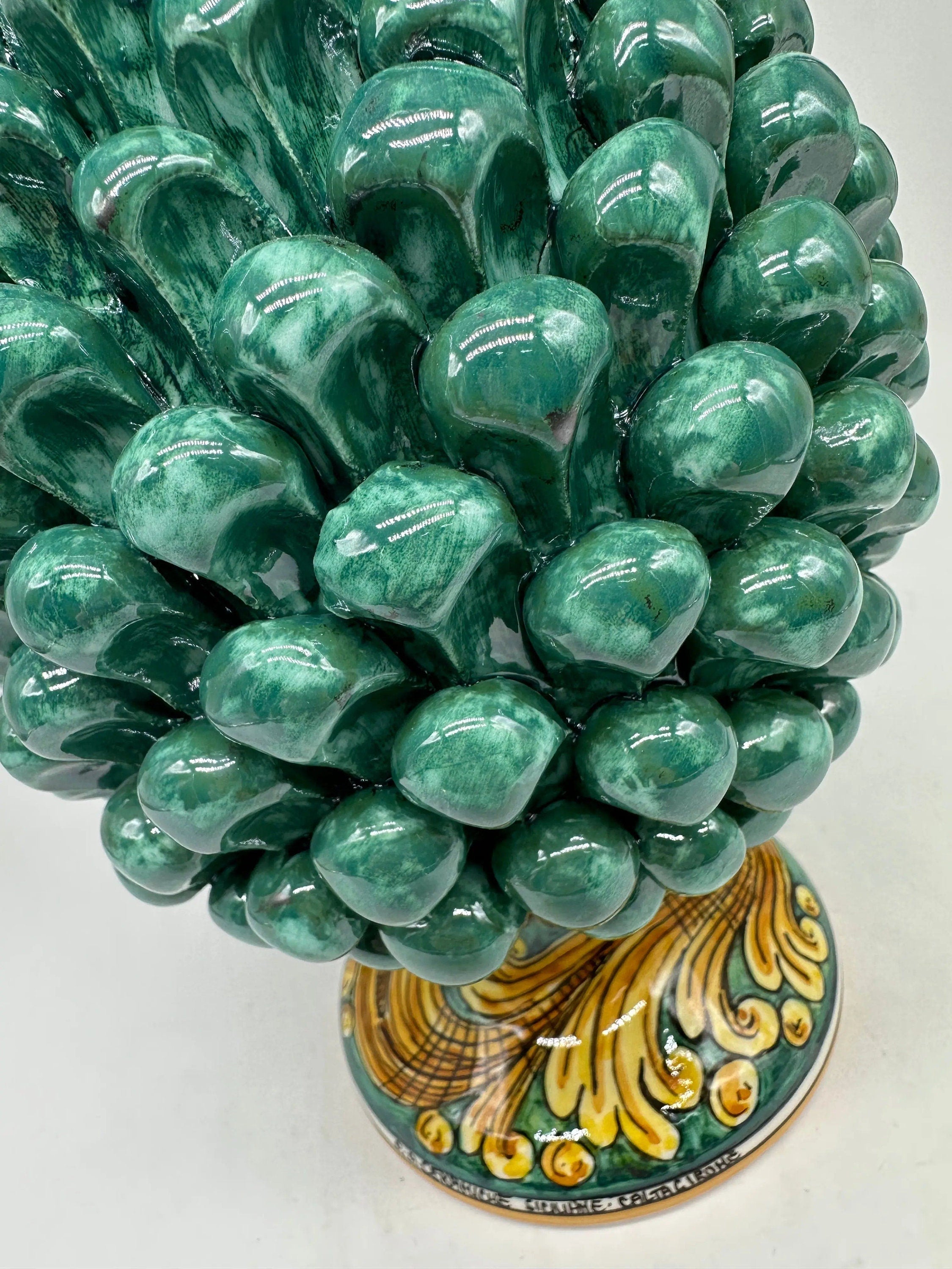 Pigna Ceramica Caltagirone cm H.25 Artigianale Verde Rame Base Decorata DD CERAMICHE SICILIANE