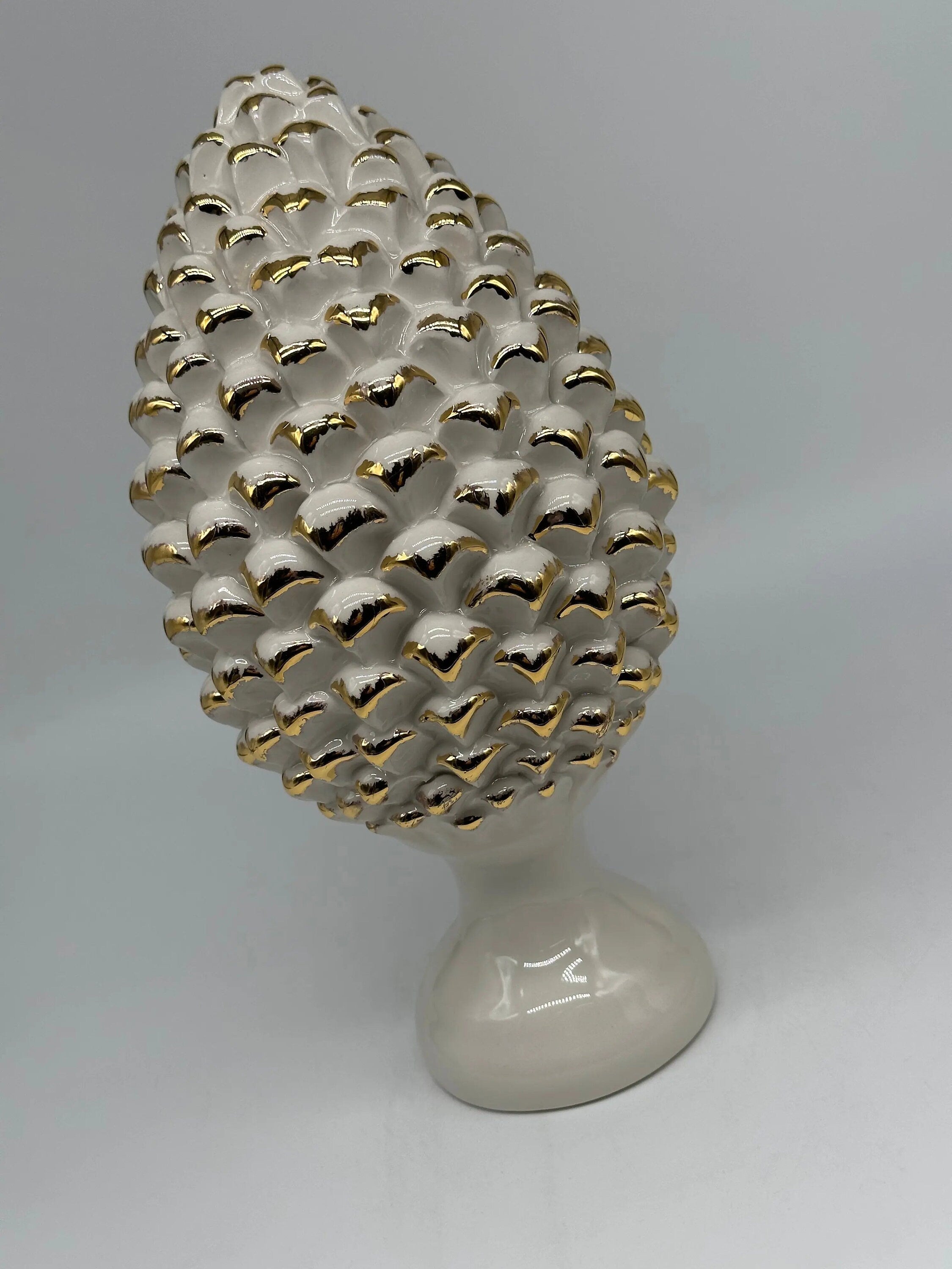 Pigna Ceramica Caltagirone cm H.30 Artigianale Bianco Oro Linea Luis DD CERAMICHE SICILIANE