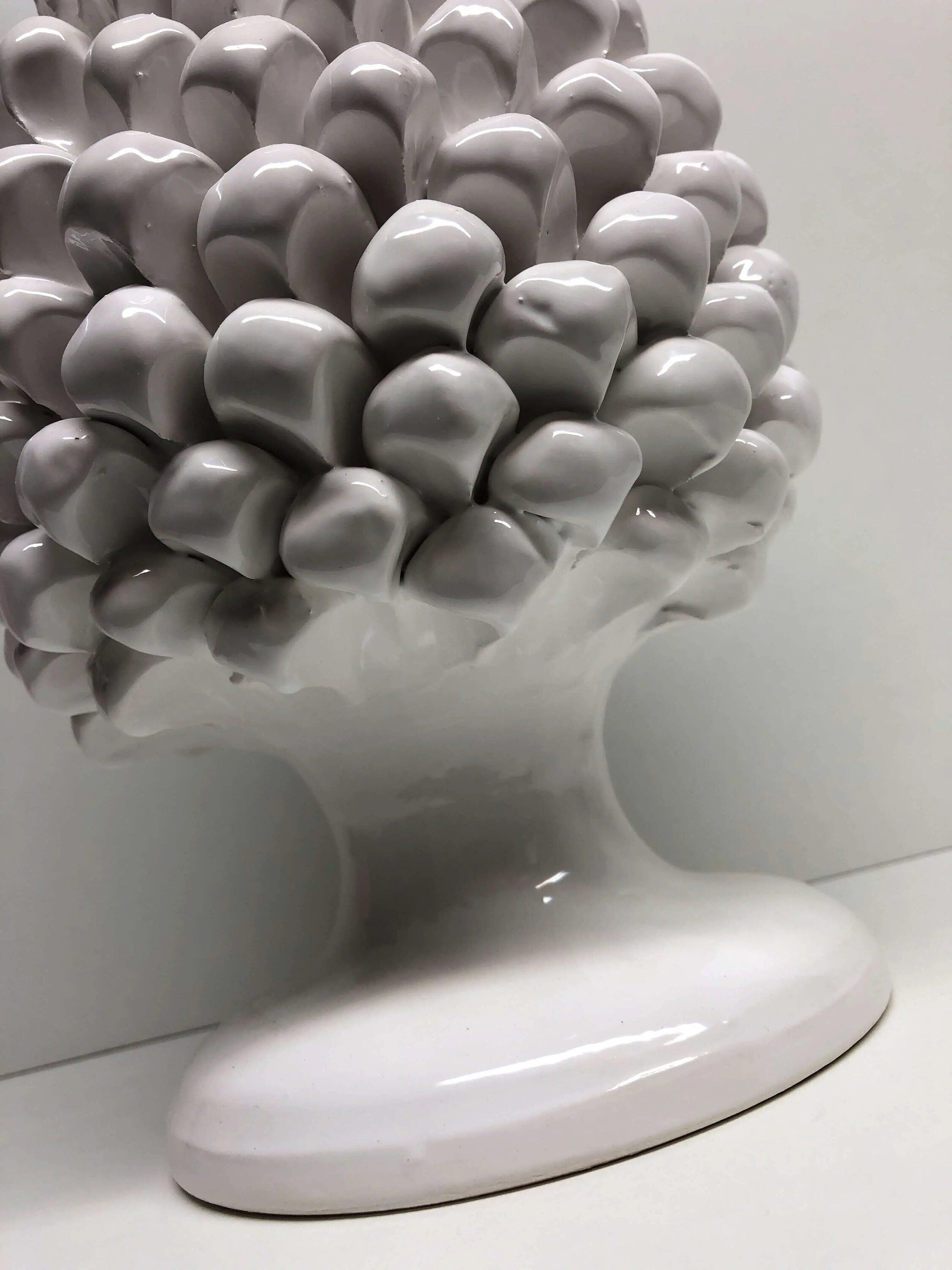 Pigna Ceramica Caltagirone cm H.30 Artigianale Bianco DD CERAMICHE SICILIANE