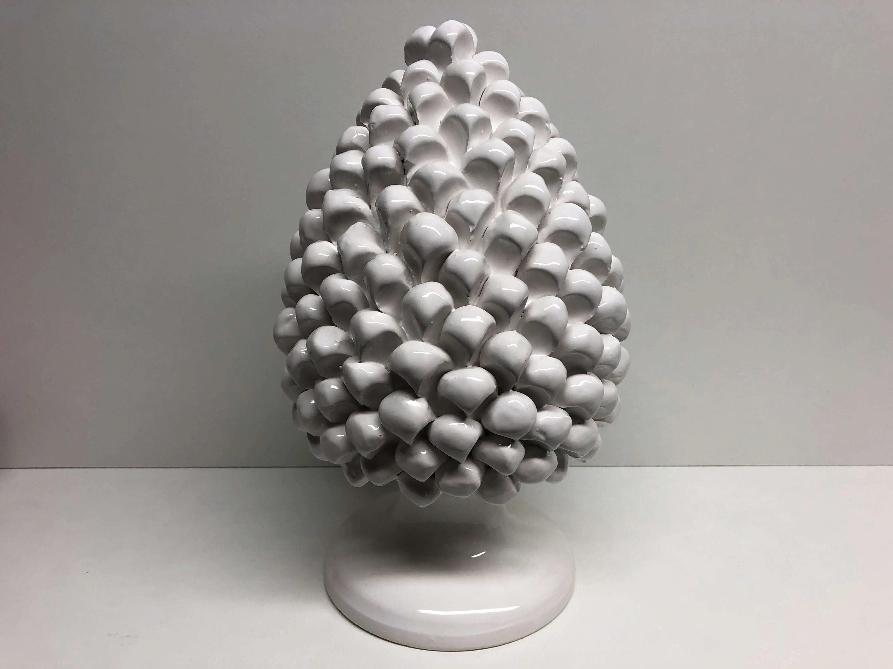 Pigna Ceramica Caltagirone cm H.30 Artigianale Bianco DD CERAMICHE SICILIANE