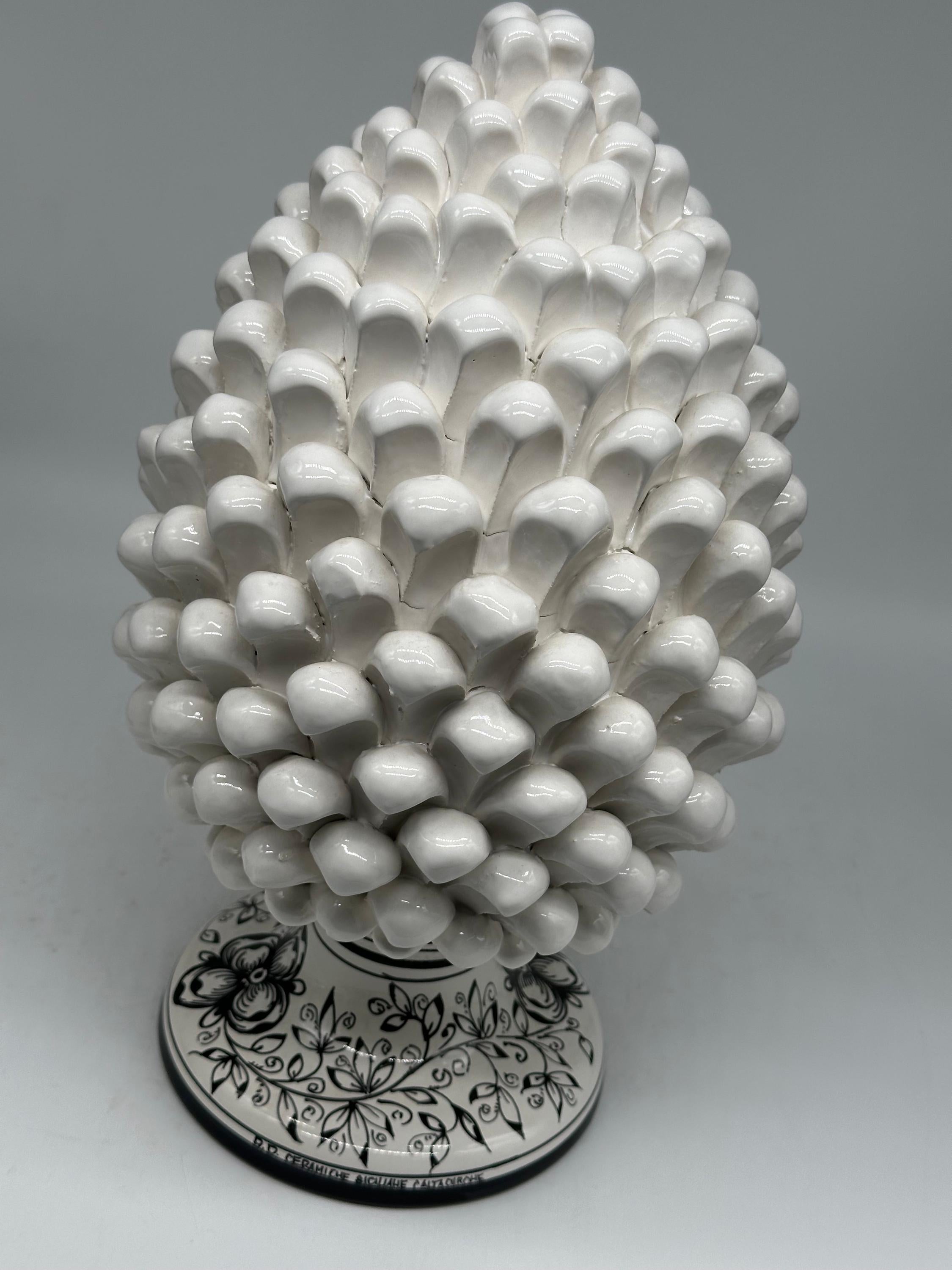 Pigna Ceramica Caltagirone cm H.35 Artigianale Bianca Base Decorata - PIGNA