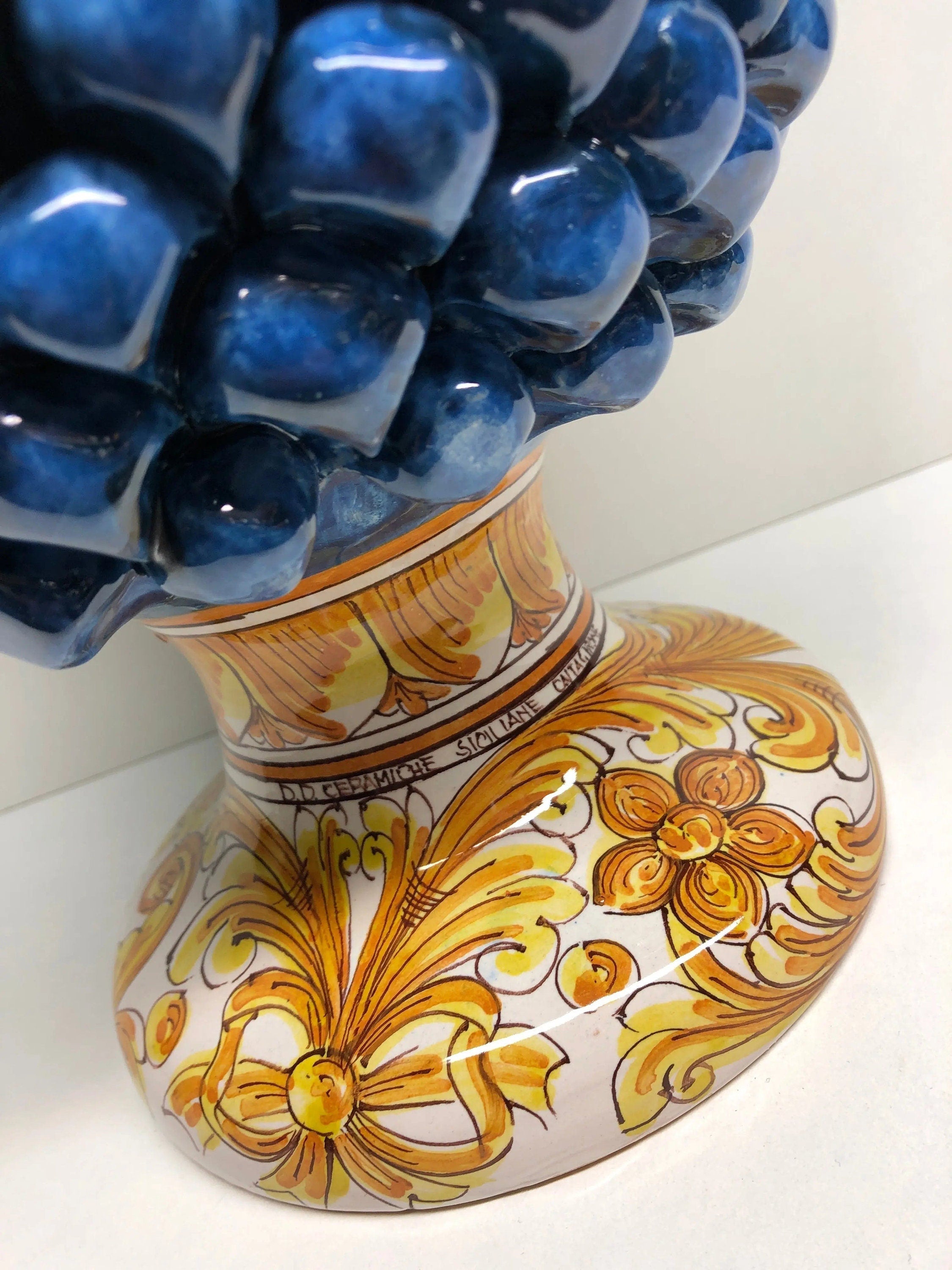 Pigna Ceramica Caltagirone cm H.35 Artigianale Blu Antico Base Decorata DD CERAMICHE SICILIANE