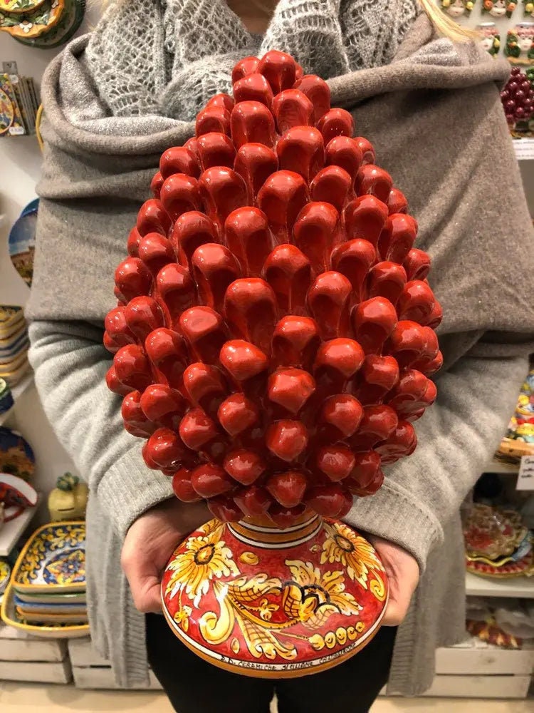 Pigna Ceramica Caltagirone cm H.35 Artigianale Rosso Base Decorata Giglio DD CERAMICHE SICILIANE