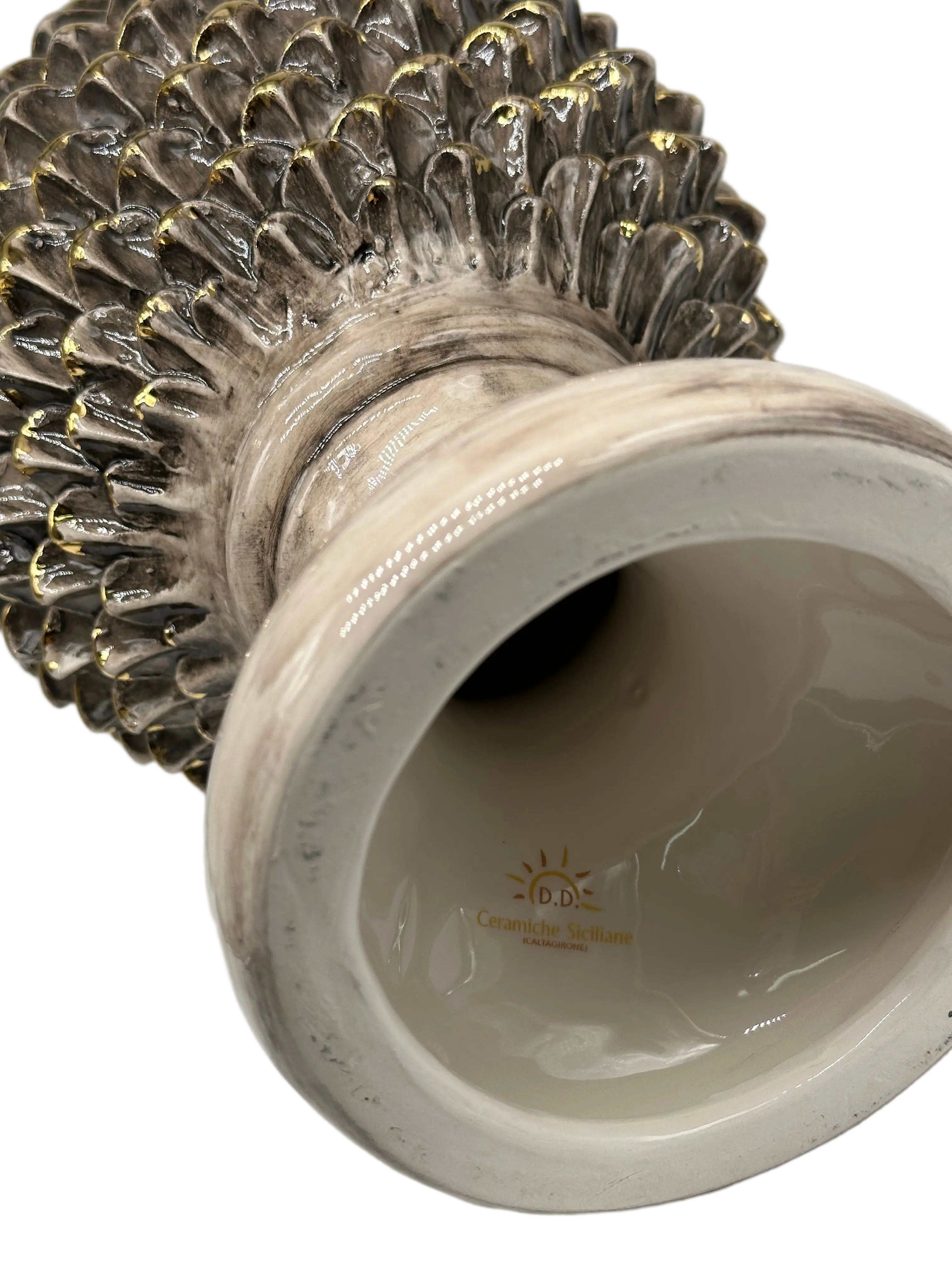 Pigna Ceramica Caltagirone cm H.40 Artigianale Écru Oro Linea Luis DD CERAMICHE SICILIANE
