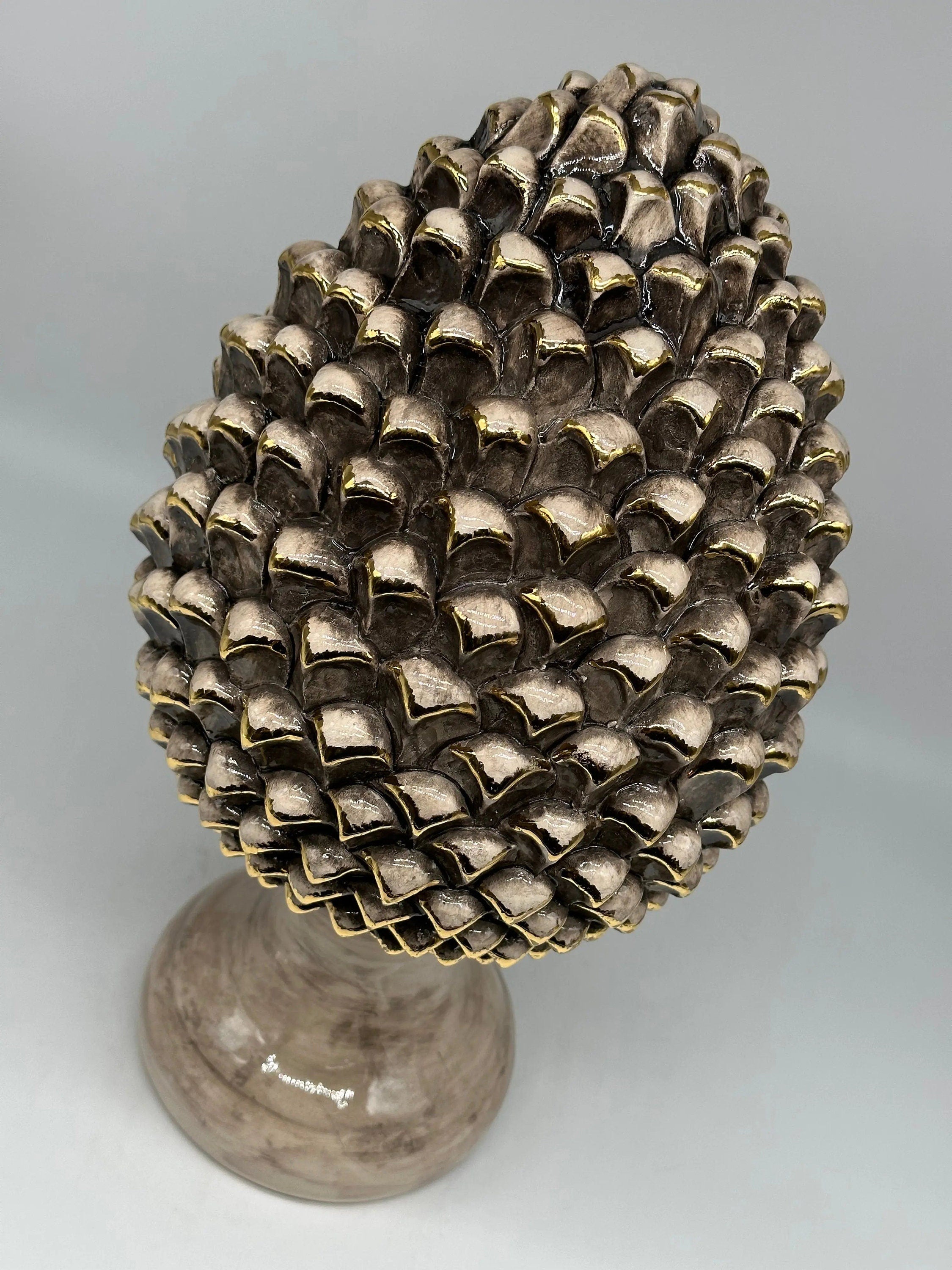 Pigna Ceramica Caltagirone cm H.40 Artigianale Écru Oro Linea Luis DD CERAMICHE SICILIANE