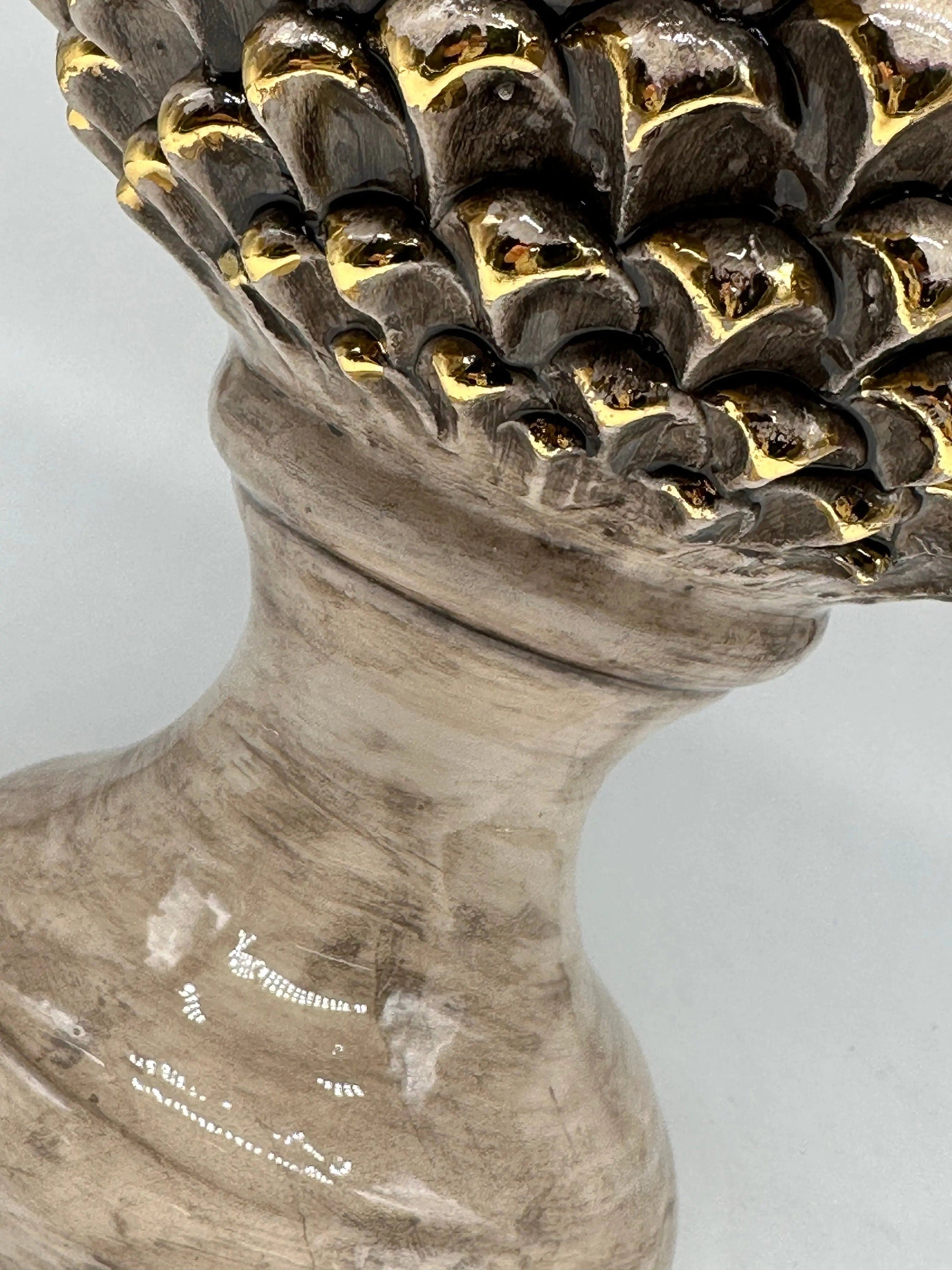 Pigna Ceramica Caltagirone cm H.40 Artigianale Écru Oro Linea Luis DD CERAMICHE SICILIANE