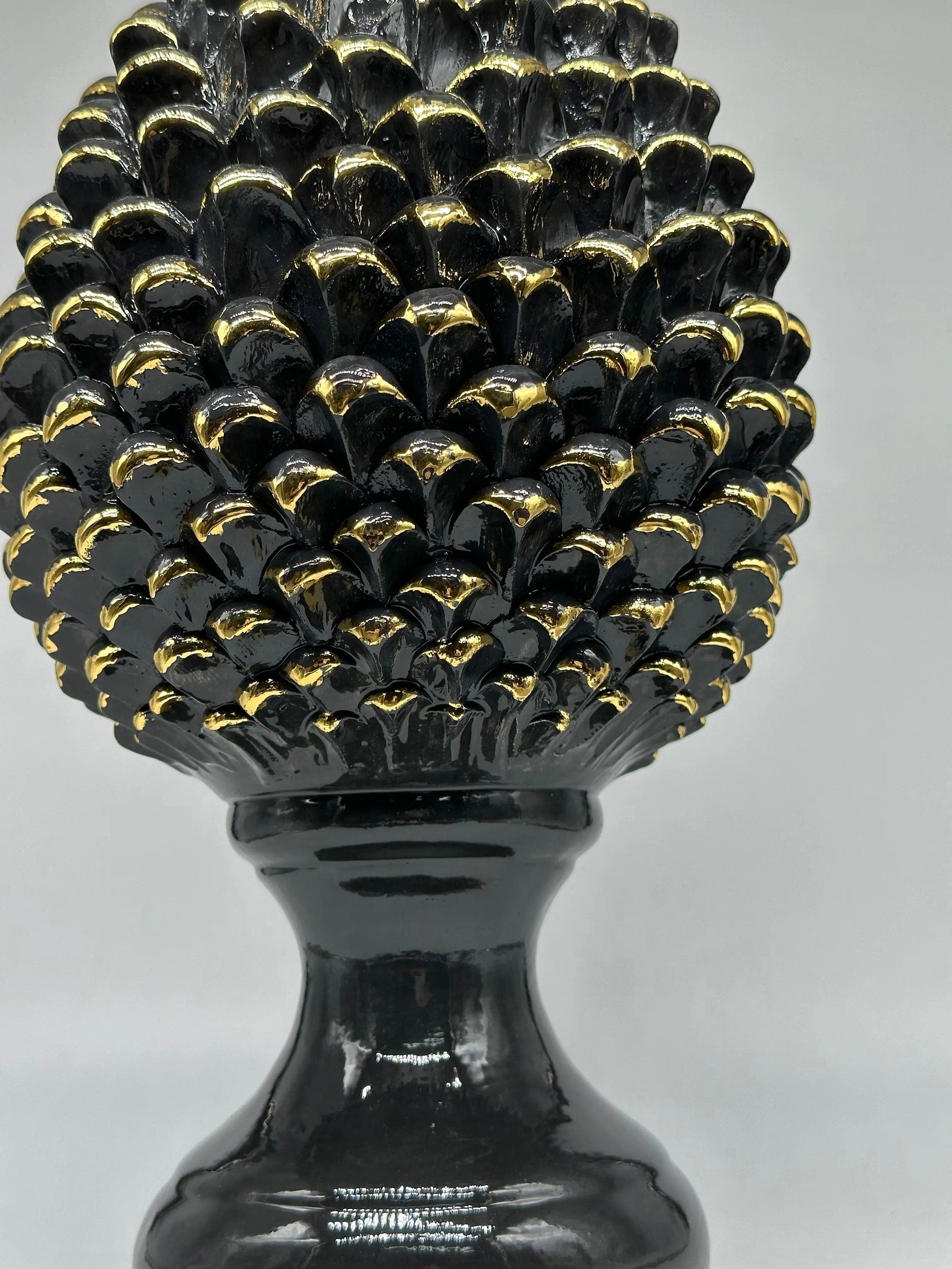 Pigna Ceramica Caltagirone cm H.40 Artigianale Nero Oro Linea Luis DD CERAMICHE SICILIANE