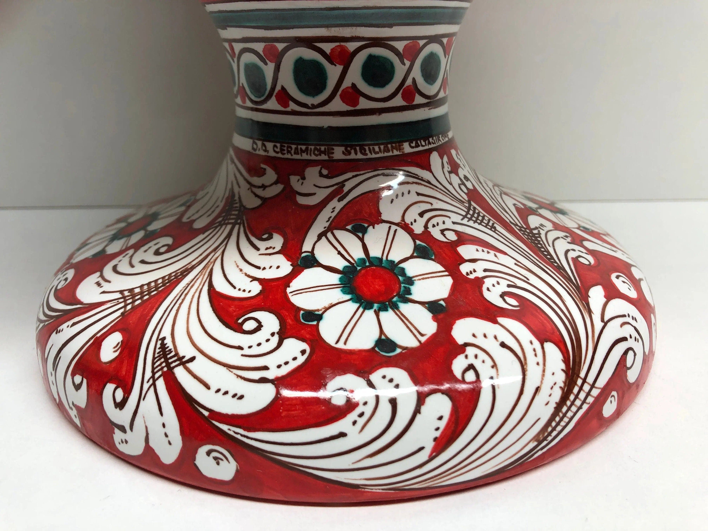 Pigna Ceramica Caltagirone cm H.40 Artigianale Rosa cipria Base Decorata Fiori DD CERAMICHE SICILIANE