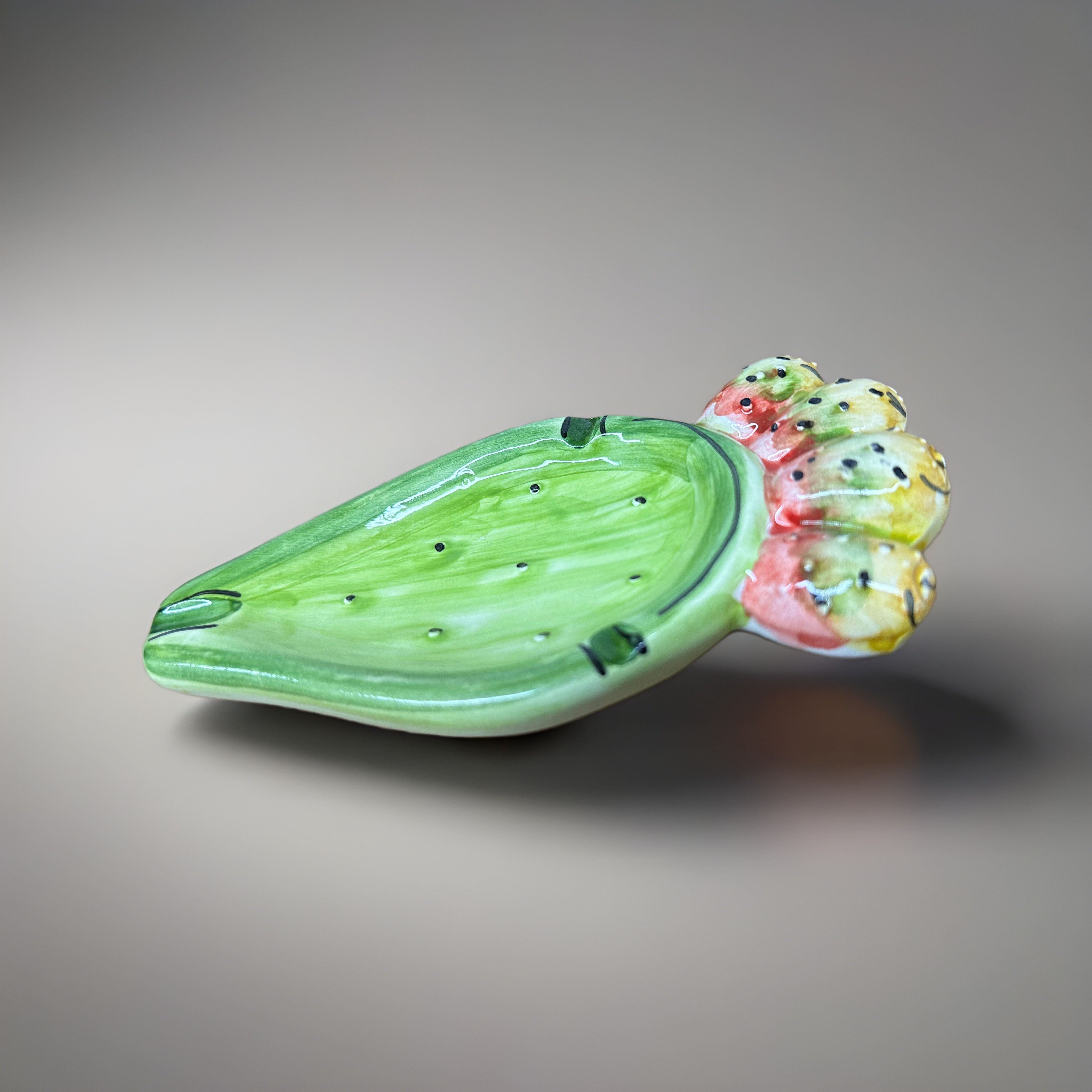 Posacenere Pala Fichi d’India Decorata a mano 16x9cm Ceramica Caltagirone - OGGETTISTICA