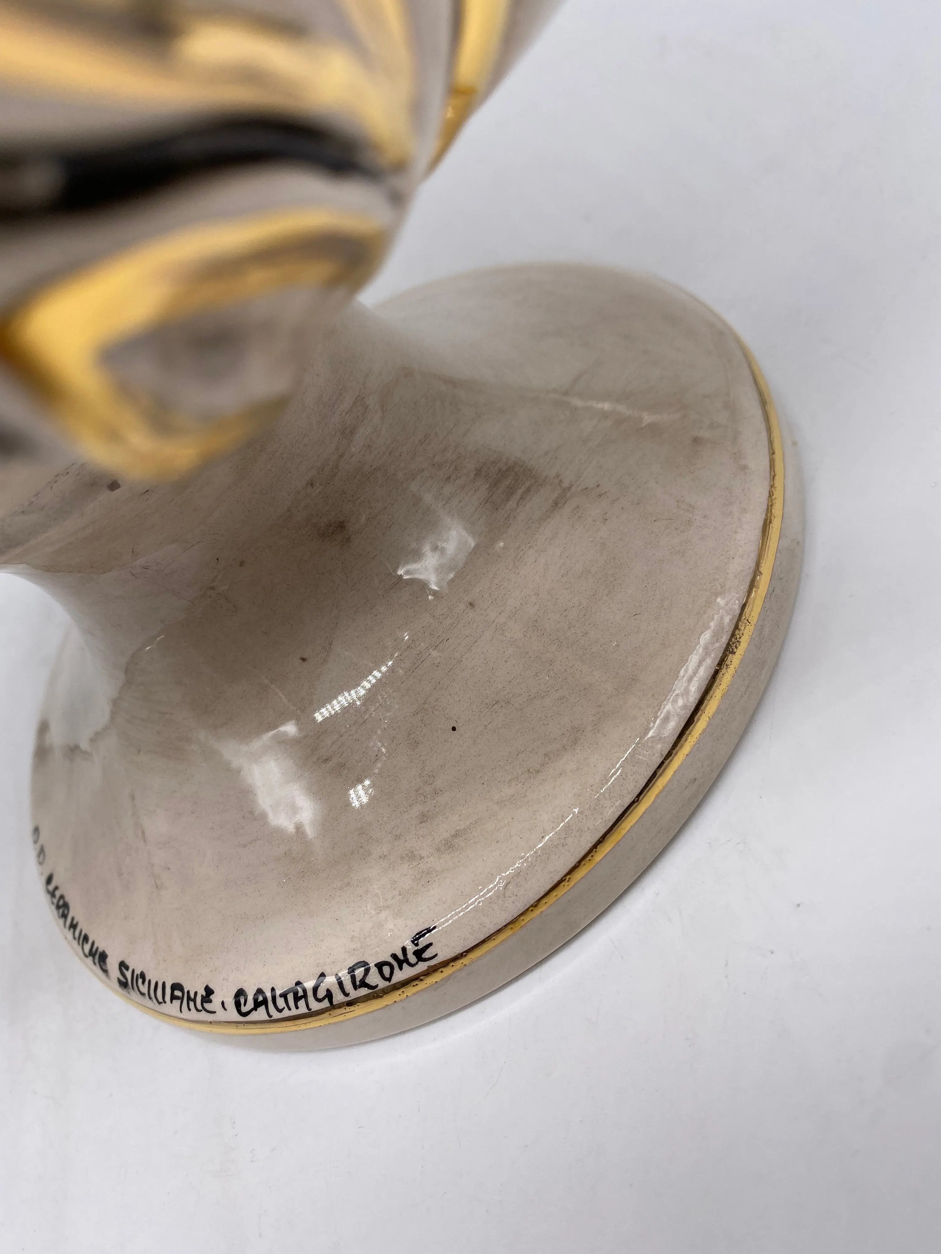 Pumo Ceramica Caltagirone cm H.30 Artigianale Écru Oro DD CERAMICHE SICILIANE