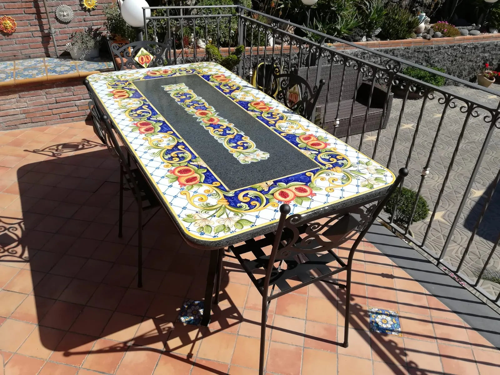 Tavolo Rettanglare Melograno – Pietra Lavica Decorata - TAVOLI