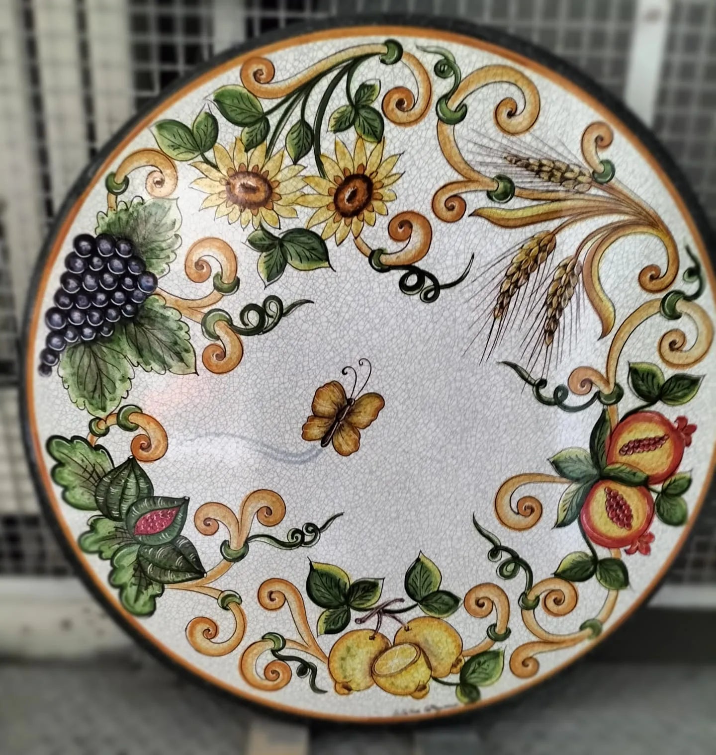 Tavolo Rotondo Estate – Un Mosaico di Colori Naturali - TAVOLI