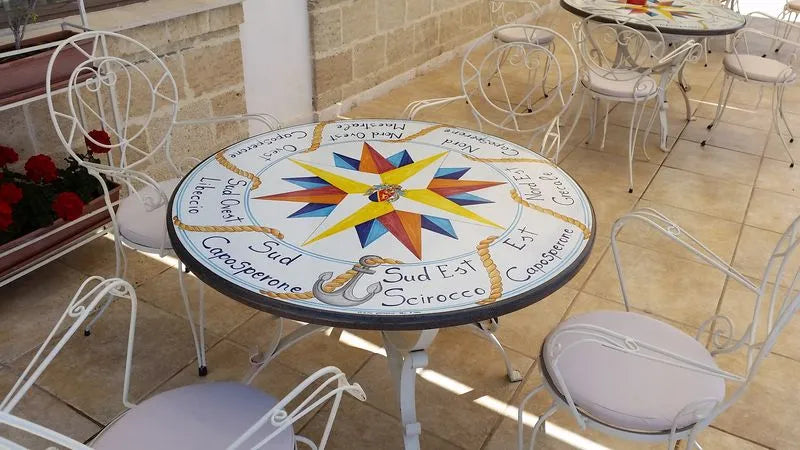 Tavolo Rotondo Rosa dei Venti 2 – Esplora l’Eleganza - TAVOLI