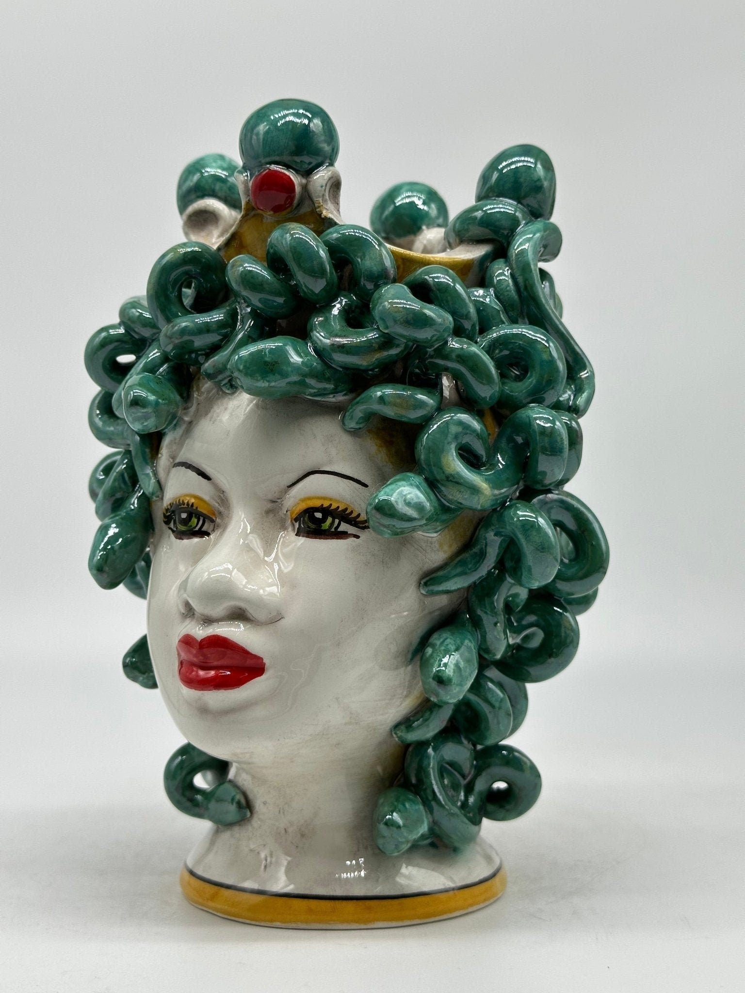 Testa Mitologica Medusa Ceramica Caltagirone cm H.20 L.15 Artigianale - DD CERAMICHE SICILIANE