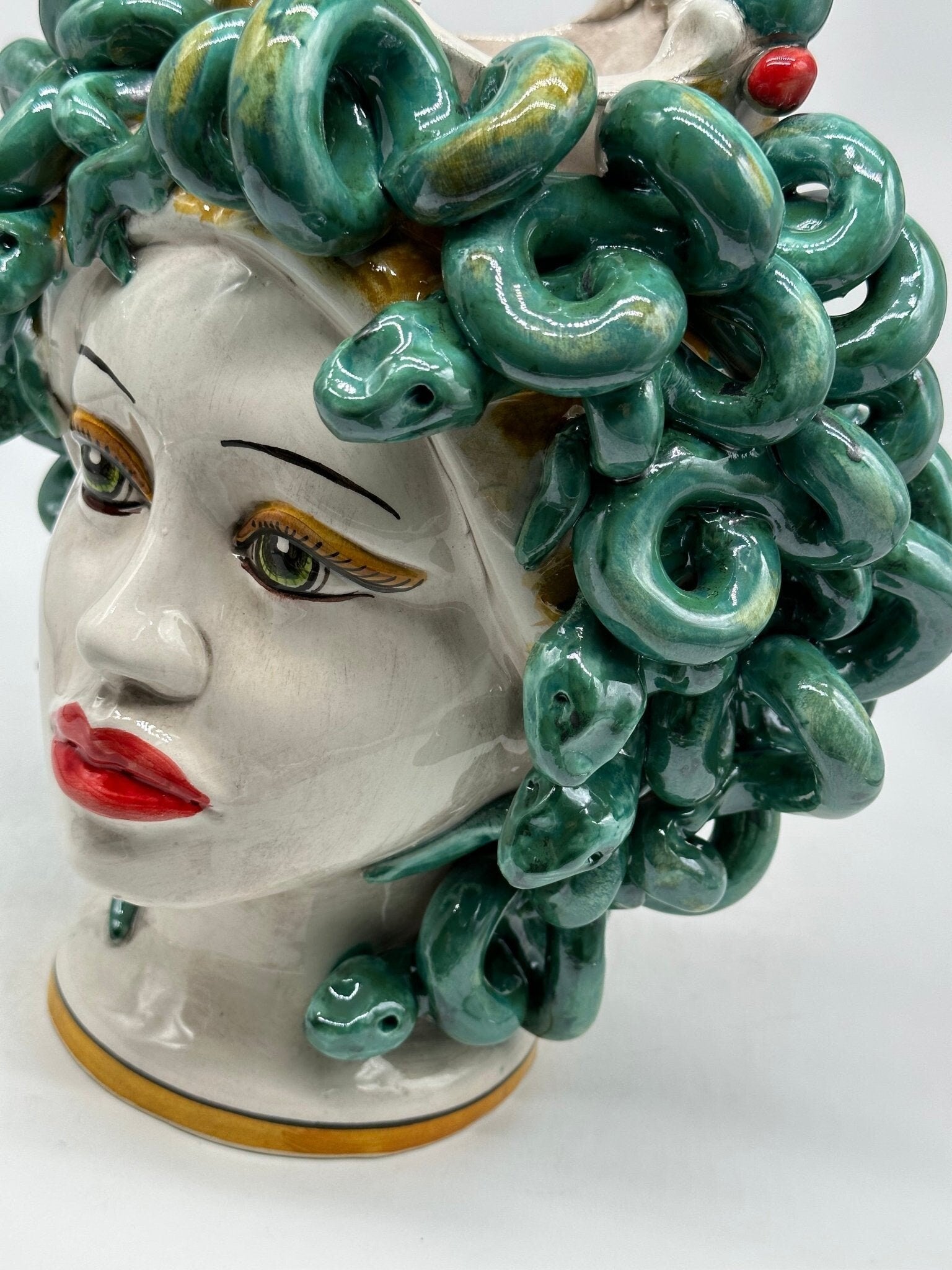 Testa Mitologica Medusa Ceramica Caltagirone cm H.30 L.25 Artigianale - DD CERAMICHE SICILIANE