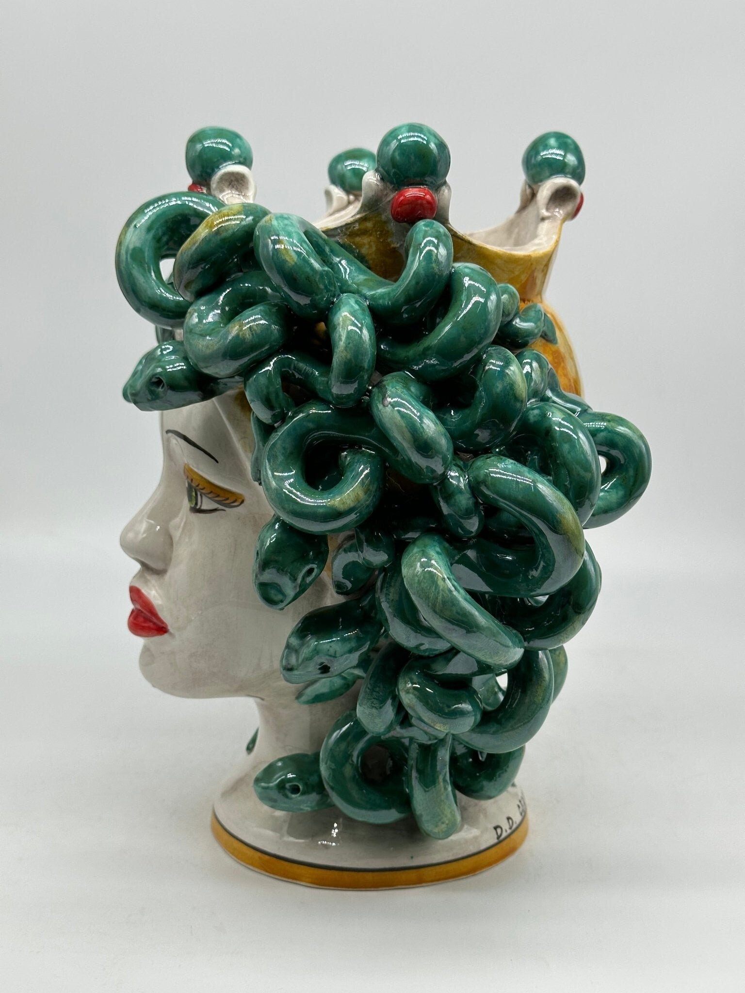 Testa Mitologica Medusa Ceramica Caltagirone cm H.30 L.25 Artigianale - DD CERAMICHE SICILIANE
