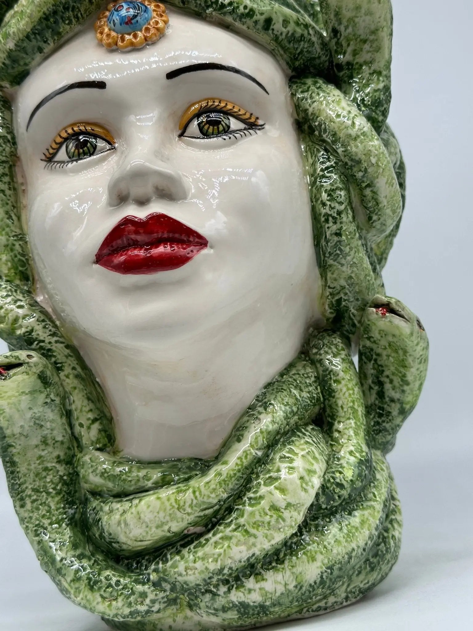 Testa Mitologica Medusa Ceramica Caltagirone cm H.38 L.25 Artigianale Verde - TESTA DI MORO