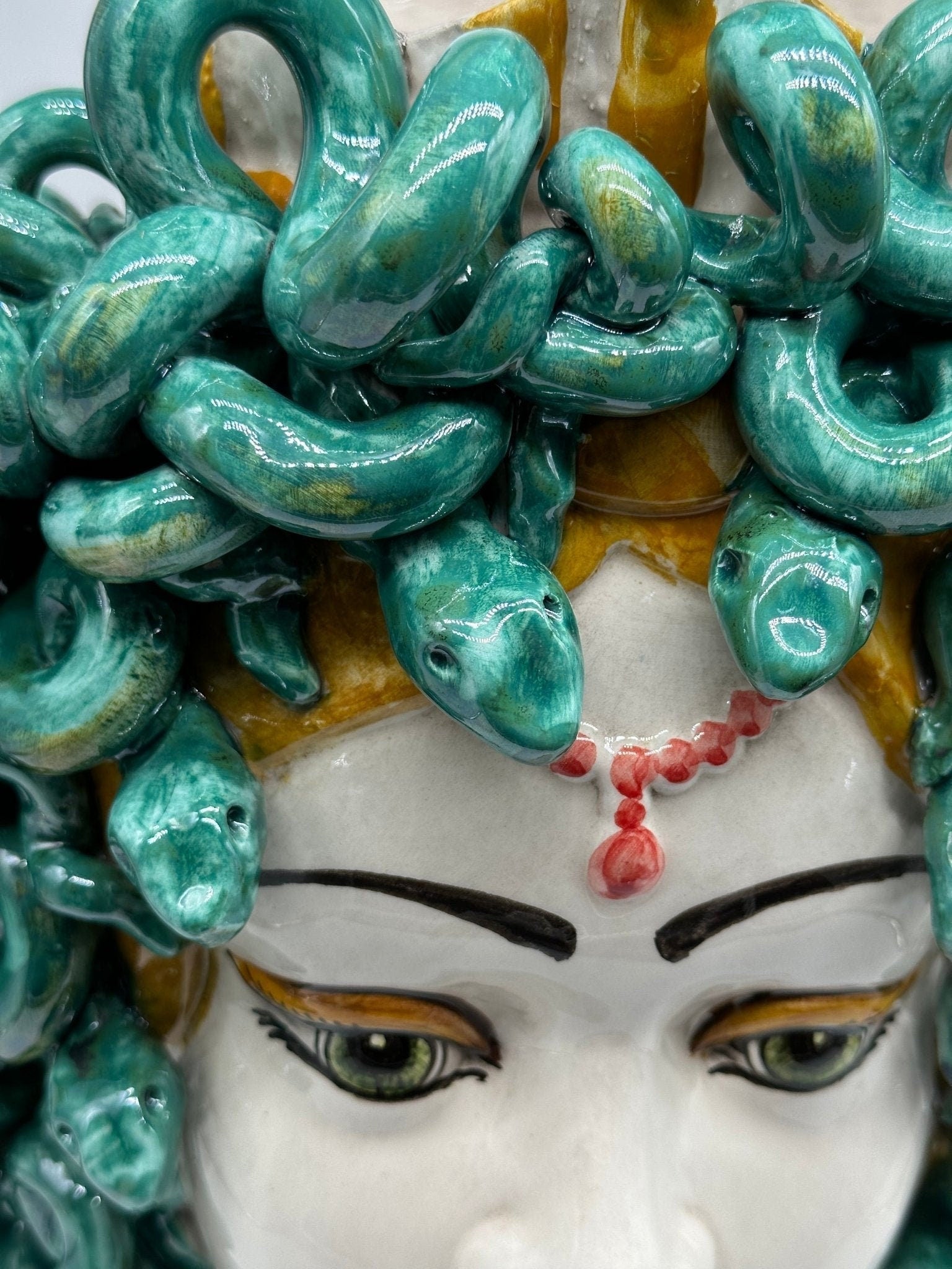 Testa Mitologica Medusa Ceramica Caltagirone cm H.40 L.30 Artigianale - DD CERAMICHE SICILIANE