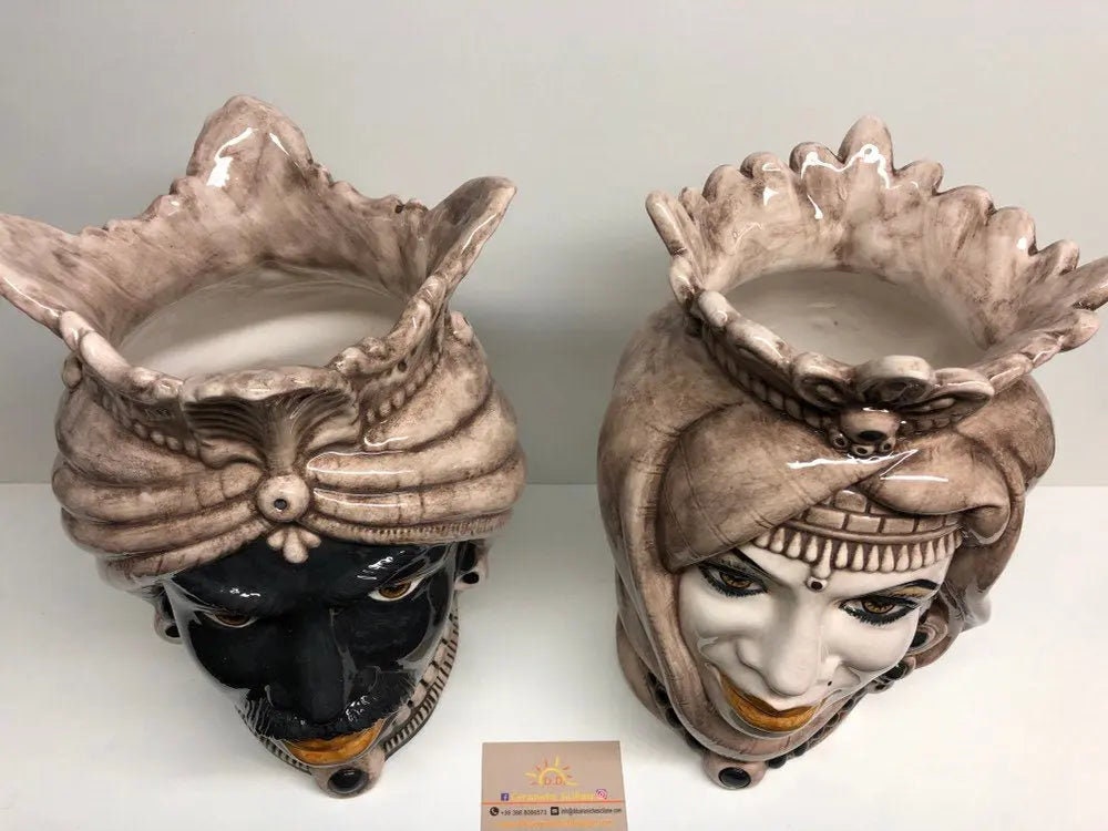 Teste di Moro Afro Ceramica Caltagirone cm H.35 L.23 Artigianale Beige Écru DD CERAMICHE SICILIANE
